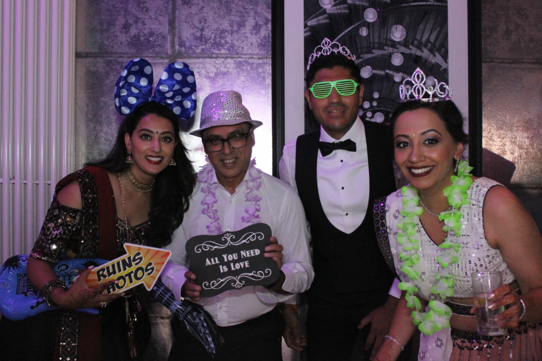Mehul & Roshni | View more photos from the event at gallery.funbooth.uk.com/u/FunboothLTD1/Mehul-Roshni