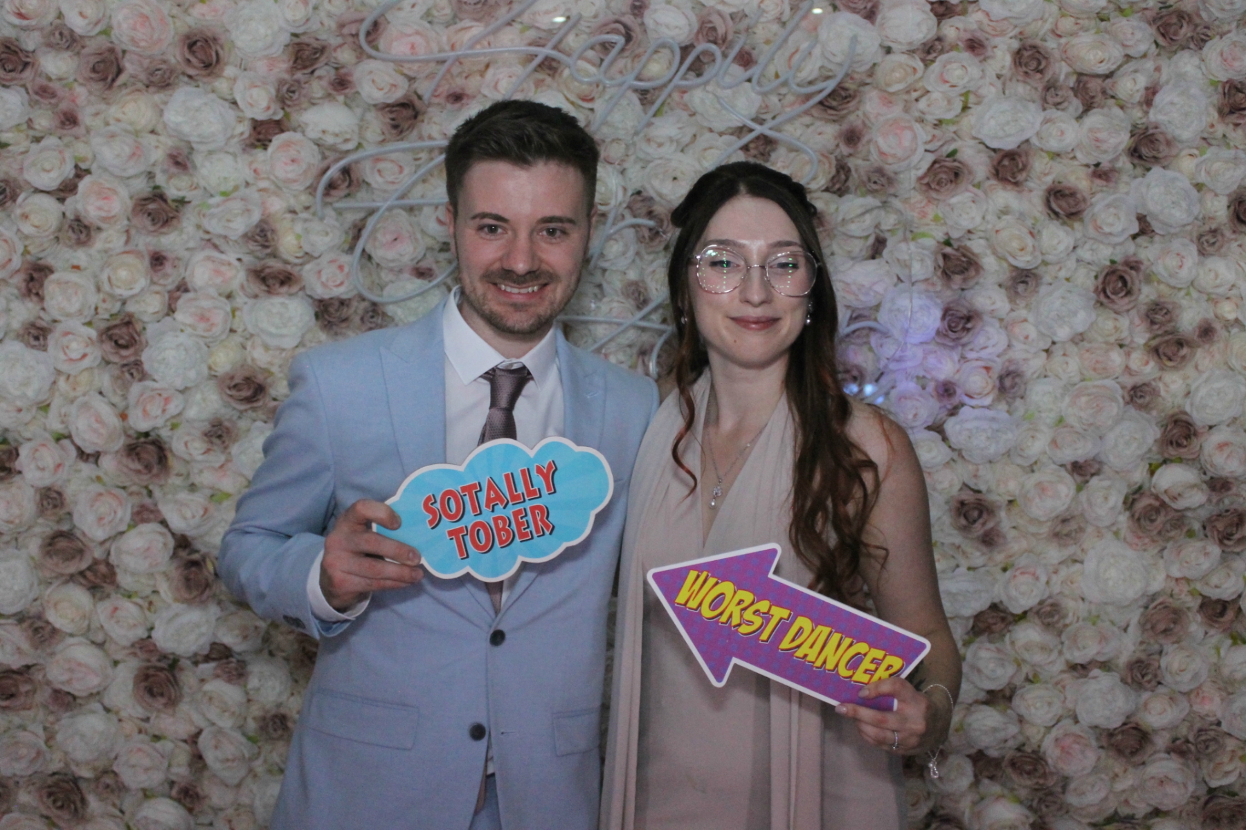 Mr & Mrs Greaves | View more photos from the event at gallery.funbooth.uk.com/u/FunboothLTD1/Mr-Mrs-Greaves
