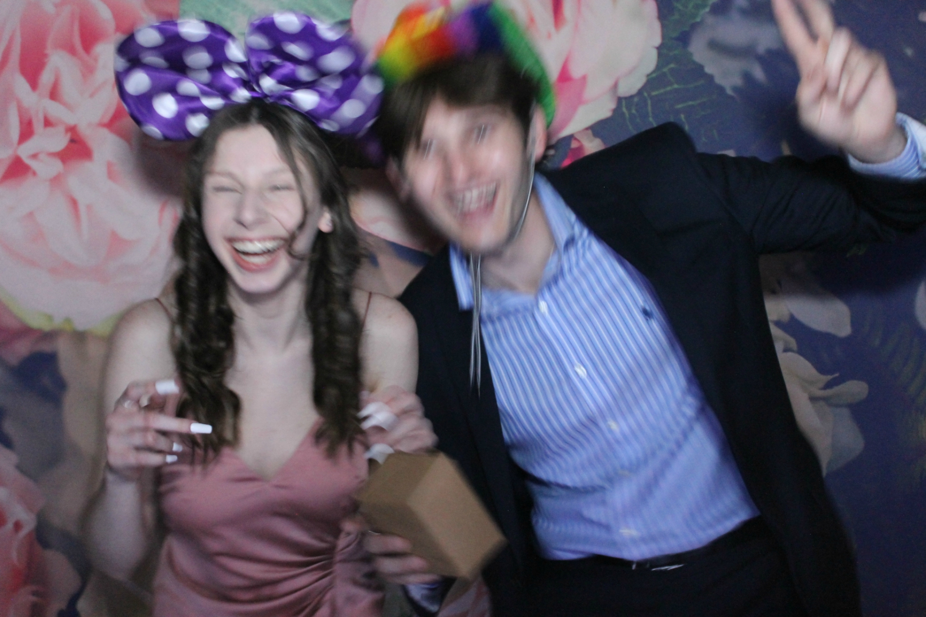 Mr & Mrs Harris  | View more photos from the event at gallery.funbooth.uk.com/u/FunboothLTD1/Mr-Mrs-Harris