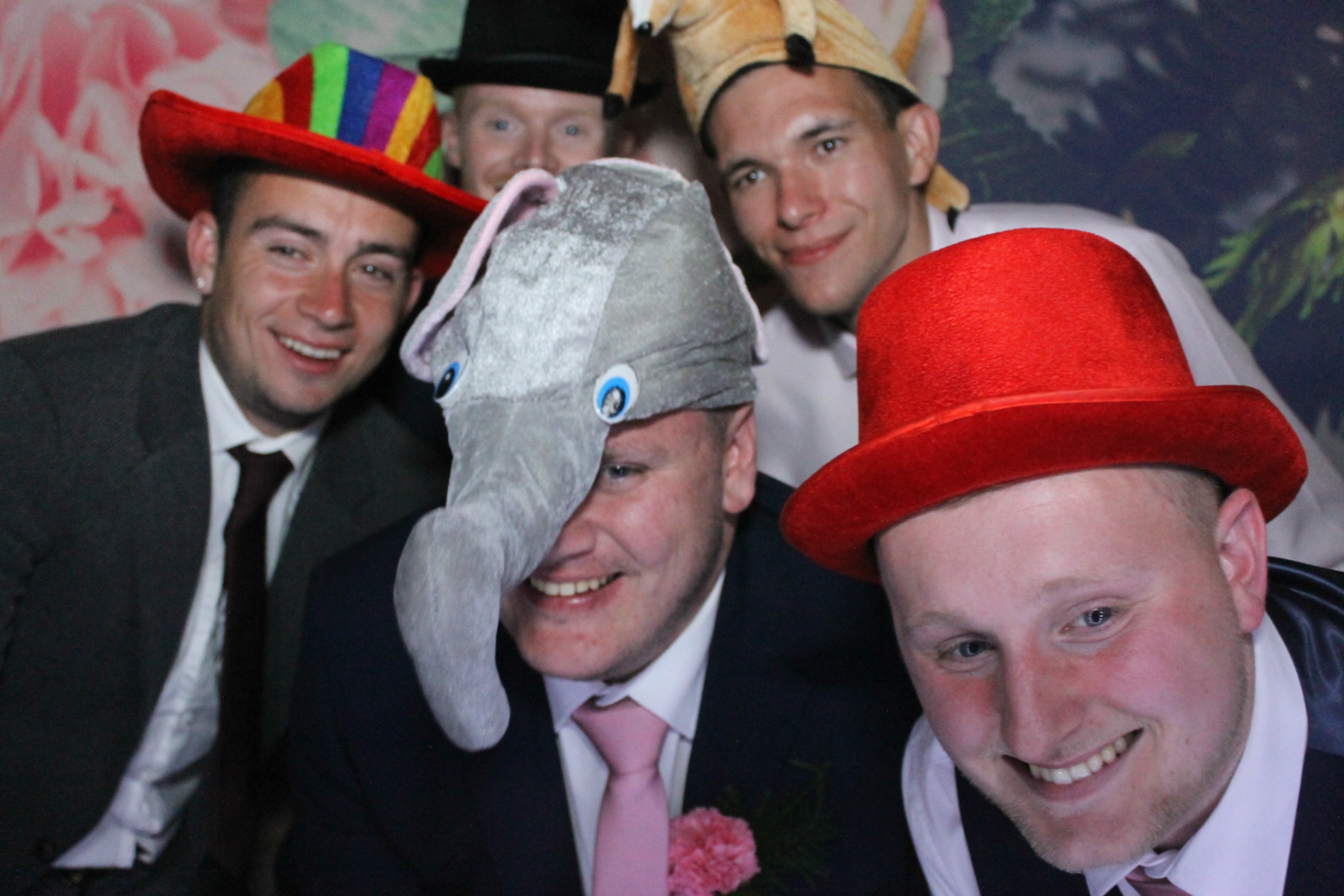 Mr & Mrs Harris  | View more photos from the event at gallery.funbooth.uk.com/u/FunboothLTD1/Mr-Mrs-Harris