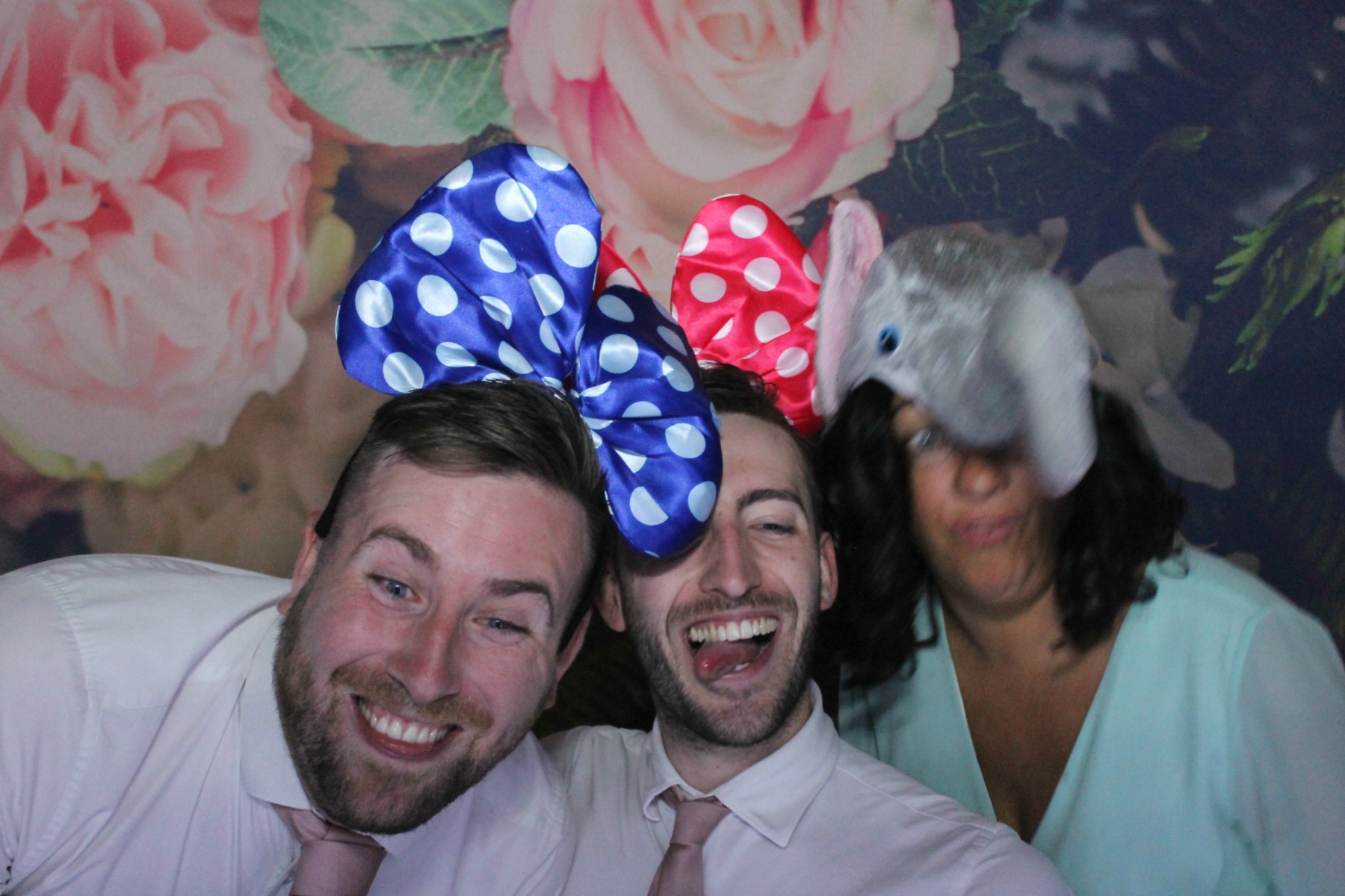 Mr & Mrs Harris  | View more photos from the event at gallery.funbooth.uk.com/u/FunboothLTD1/Mr-Mrs-Harris