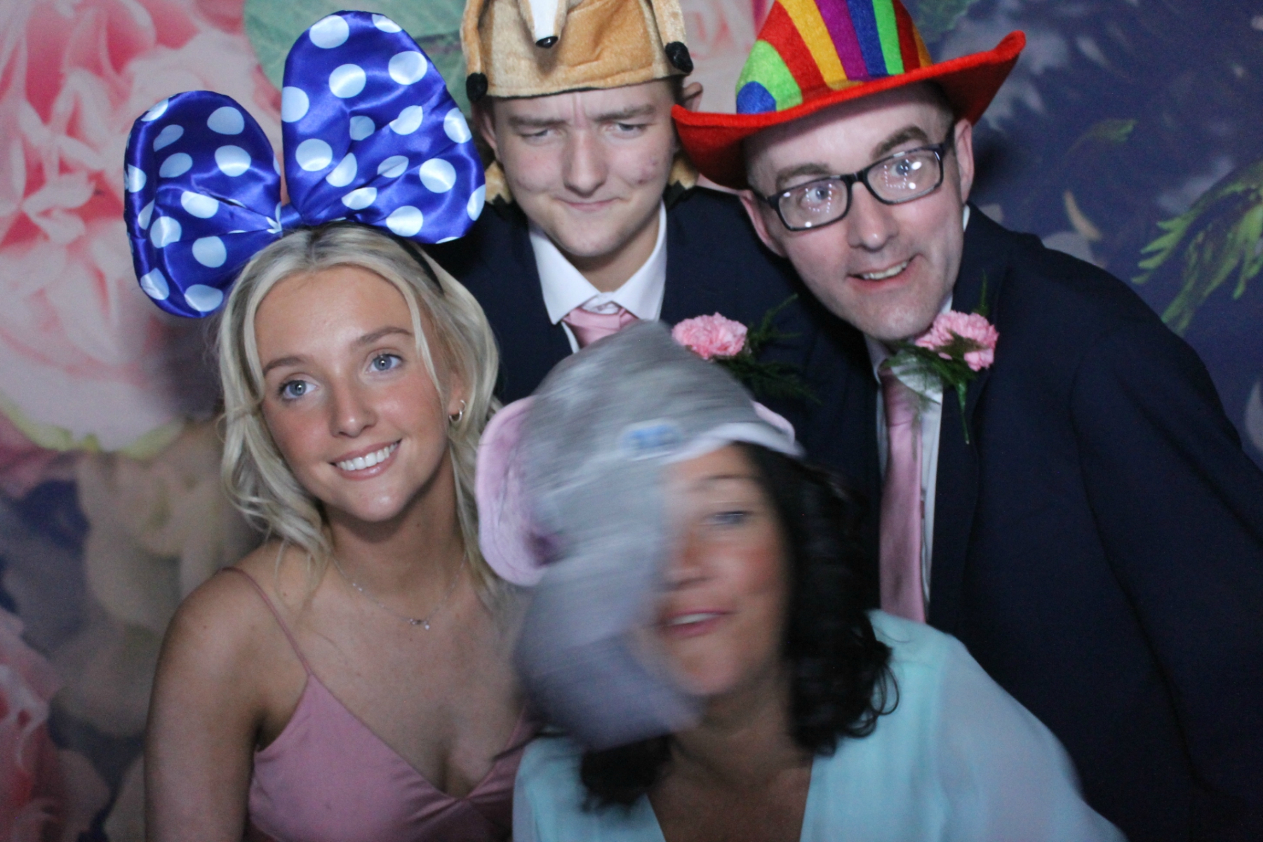 Mr & Mrs Harris  | View more photos from the event at gallery.funbooth.uk.com/u/FunboothLTD1/Mr-Mrs-Harris