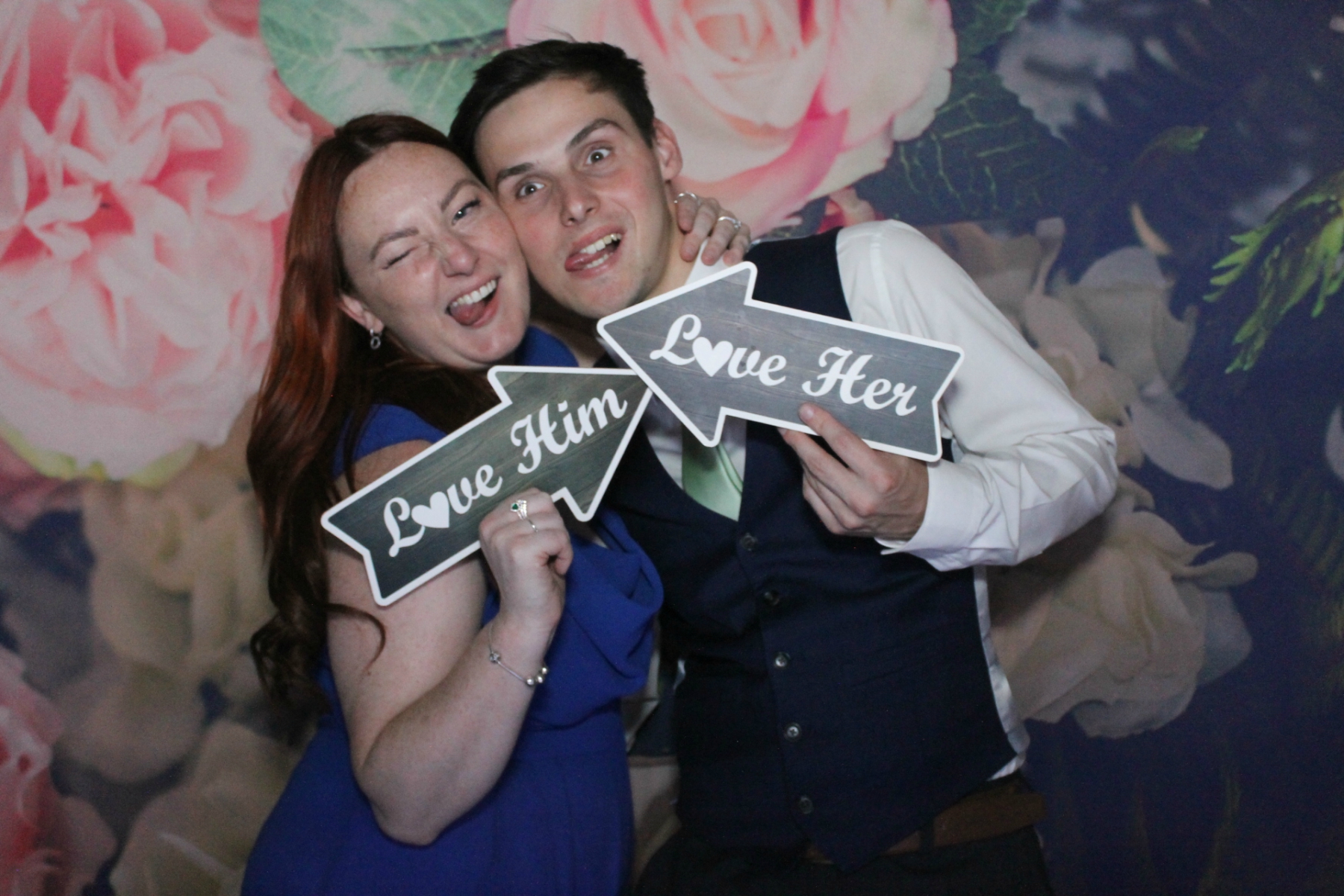 Mr & Mrs Harris  | View more photos from the event at gallery.funbooth.uk.com/u/FunboothLTD1/Mr-Mrs-Harris