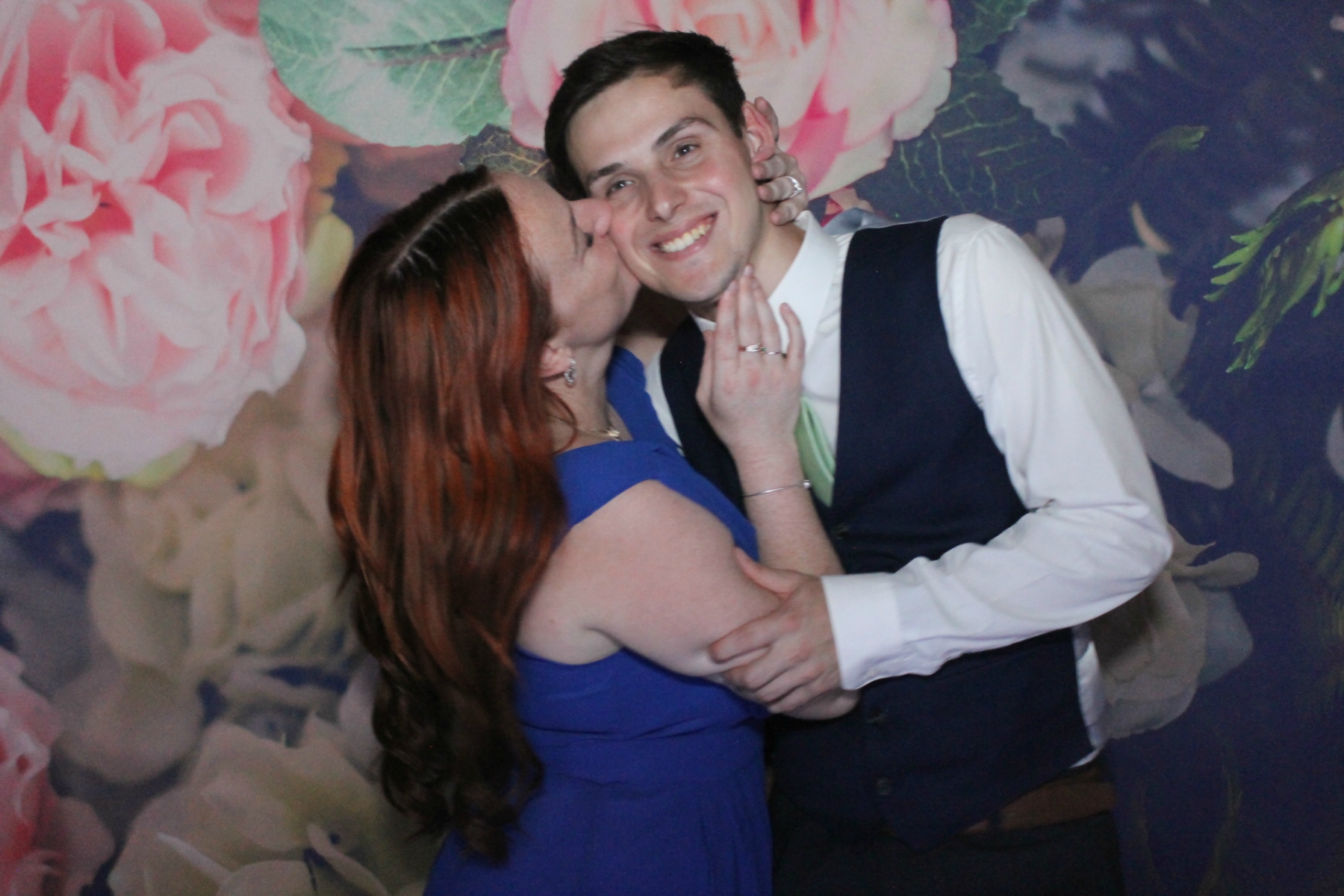 Mr & Mrs Harris  | View more photos from the event at gallery.funbooth.uk.com/u/FunboothLTD1/Mr-Mrs-Harris