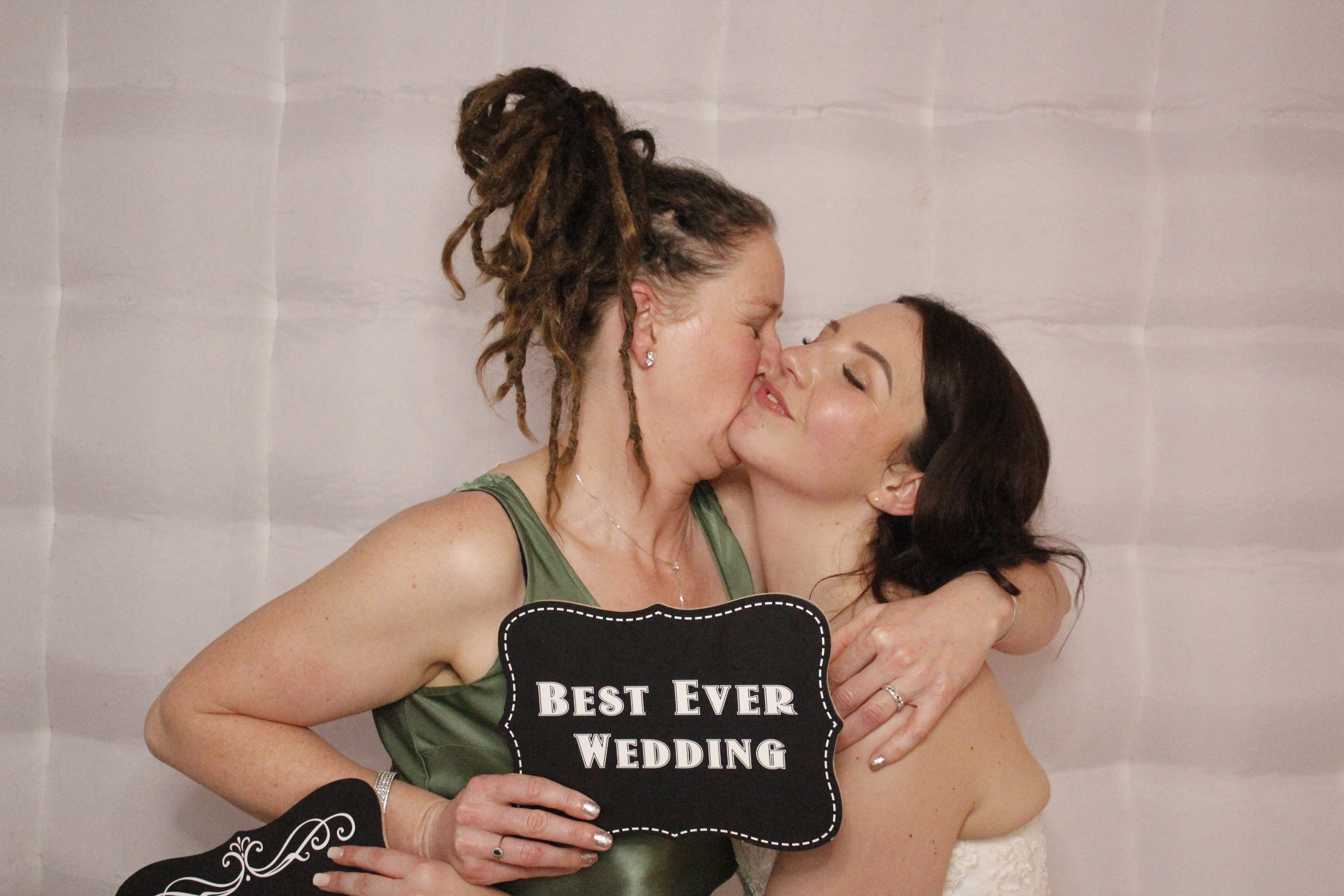 Mr & Mrs Lyons Wedding | View more photos from the event at gallery.funbooth.uk.com/u/FunboothLTD1/Mr-Mrs-Lyons-Wedding