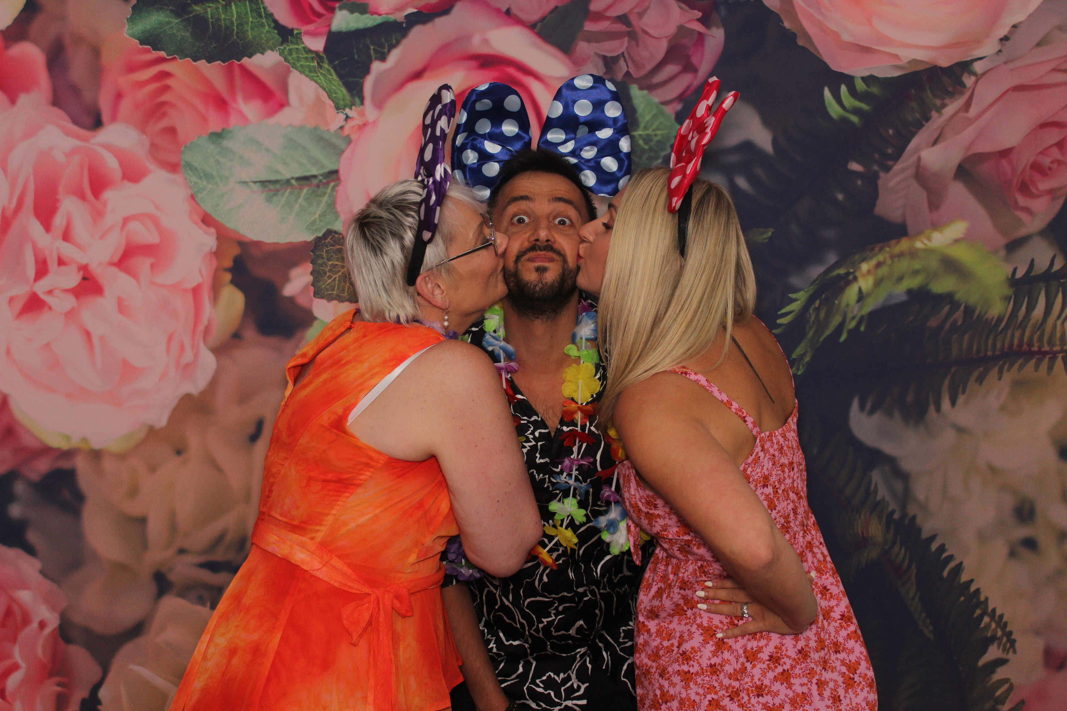 Mr & Mrs Ryles  | View more photos from the event at gallery.funbooth.uk.com/u/FunboothLTD1/Mr-Mrs-Ryles