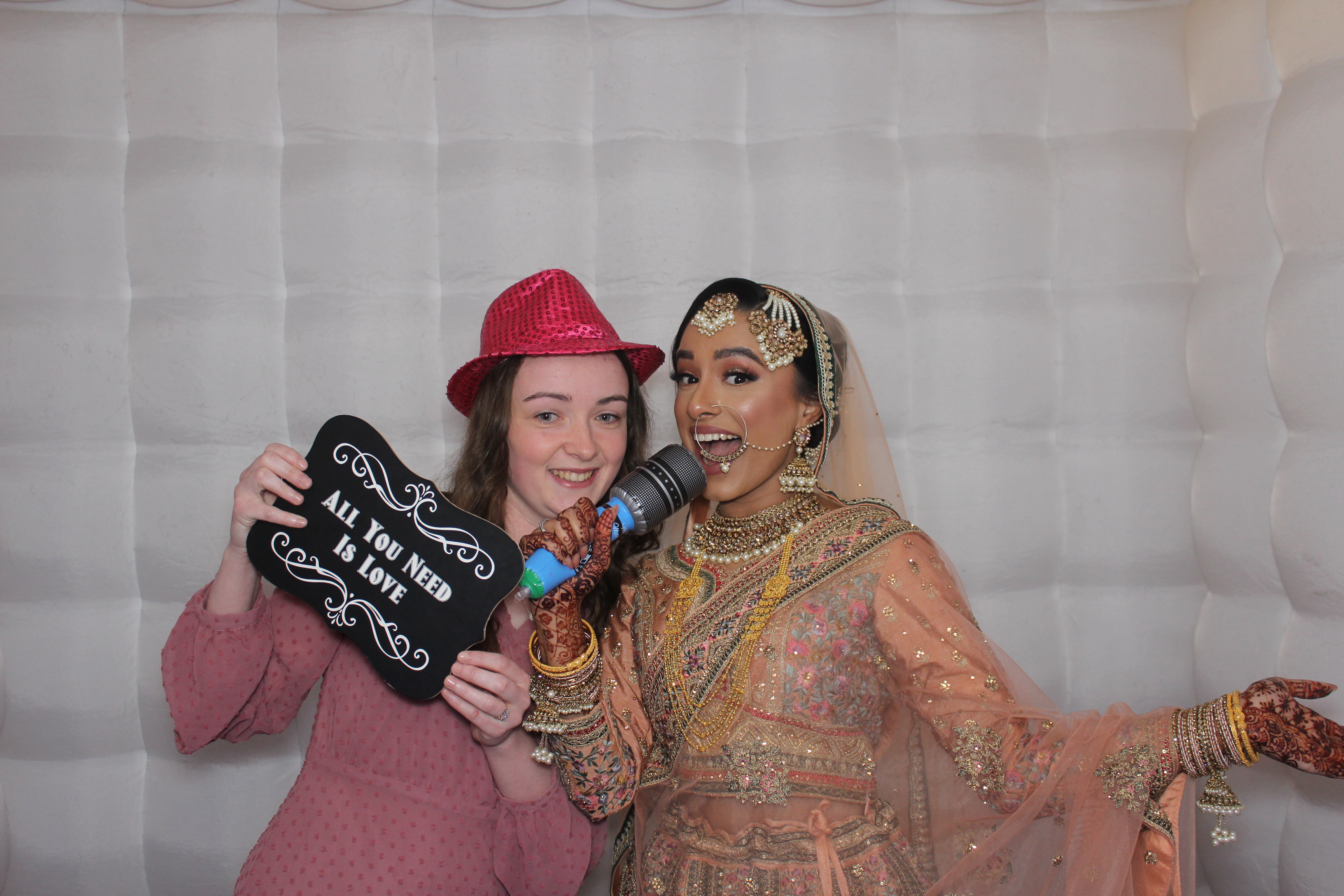 Celebrating Rayhan & Reena's Wedding | View more photos from the event at gallery.funbooth.uk.com/u/FunboothLTD1/Celebrating-Rayhan-Reenas-Wedding