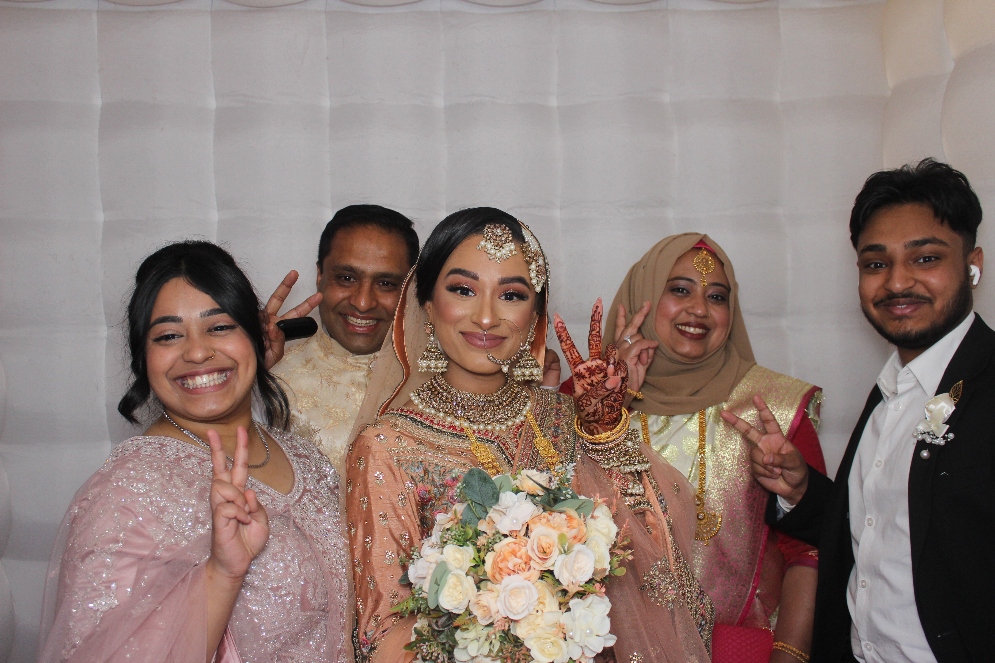 Celebrating Rayhan & Reena's Wedding | View more photos from the event at gallery.funbooth.uk.com/u/FunboothLTD1/Celebrating-Rayhan-Reenas-Wedding