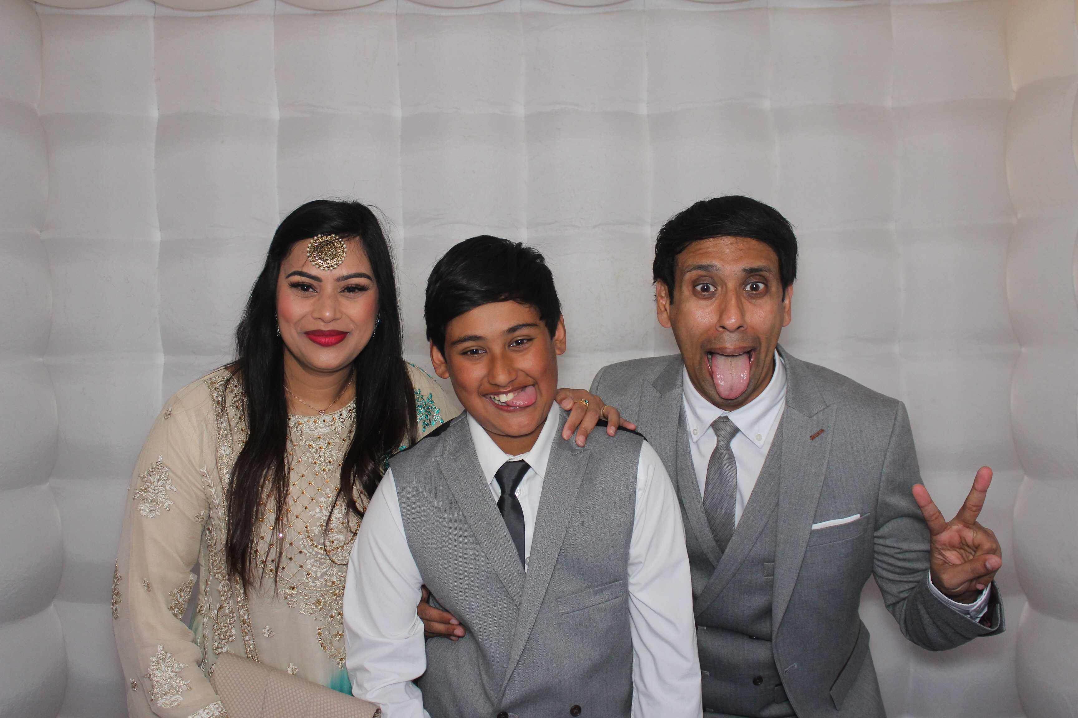 Celebrating Rayhan & Reena's Wedding | View more photos from the event at gallery.funbooth.uk.com/u/FunboothLTD1/Celebrating-Rayhan-Reenas-Wedding