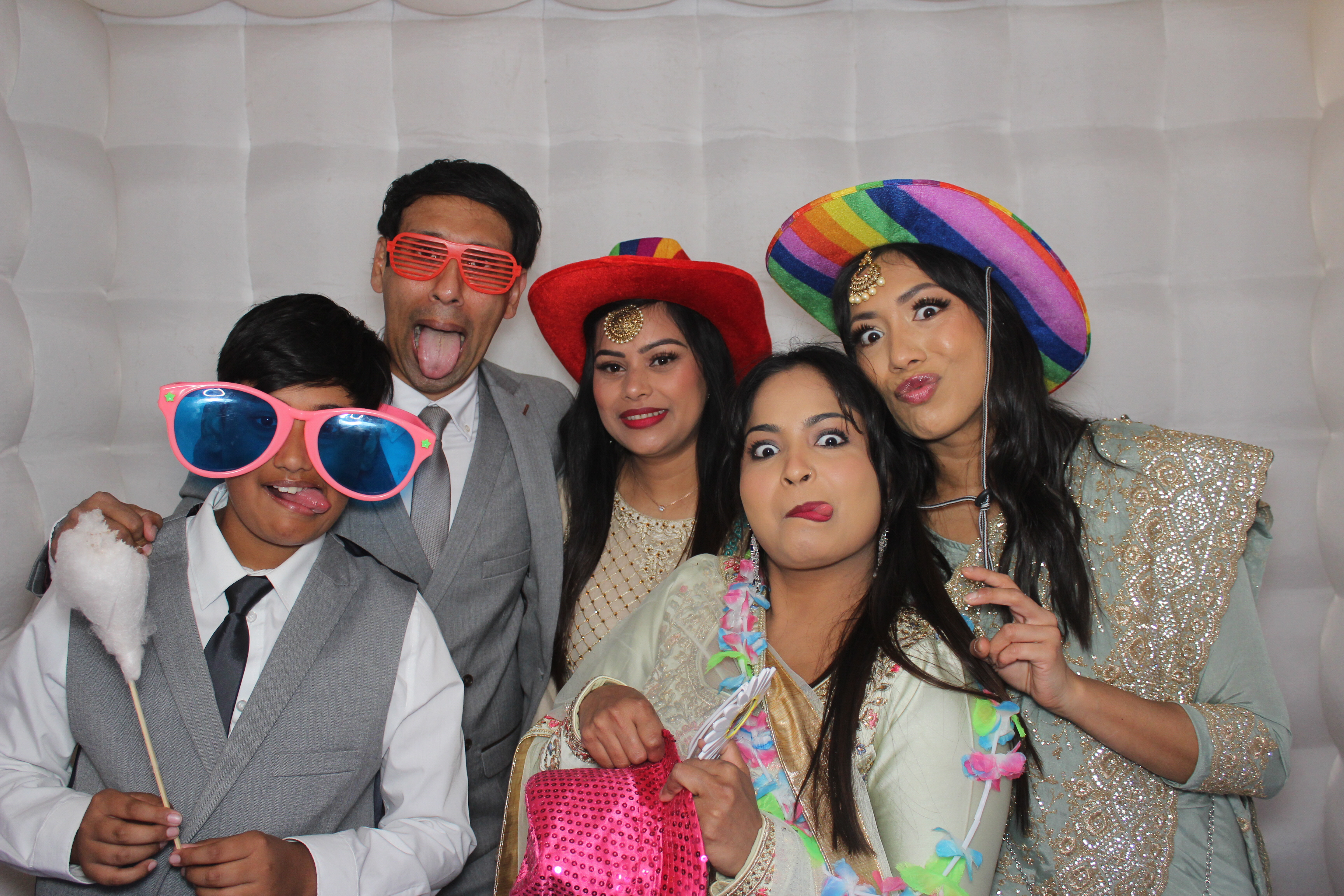 Celebrating Rayhan & Reena's Wedding | View more photos from the event at gallery.funbooth.uk.com/u/FunboothLTD1/Celebrating-Rayhan-Reenas-Wedding