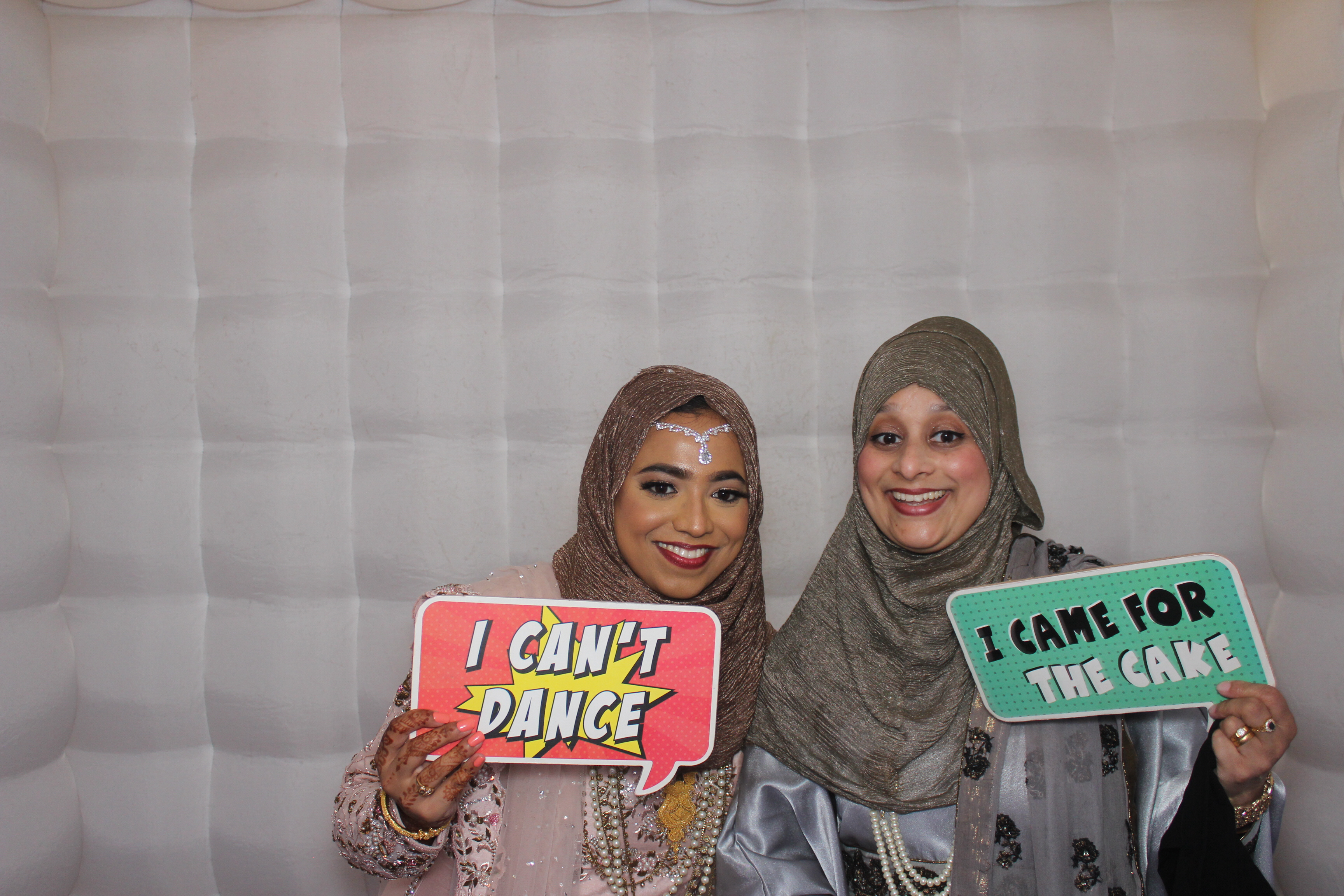 Celebrating Rayhan & Reena's Wedding | View more photos from the event at gallery.funbooth.uk.com/u/FunboothLTD1/Celebrating-Rayhan-Reenas-Wedding