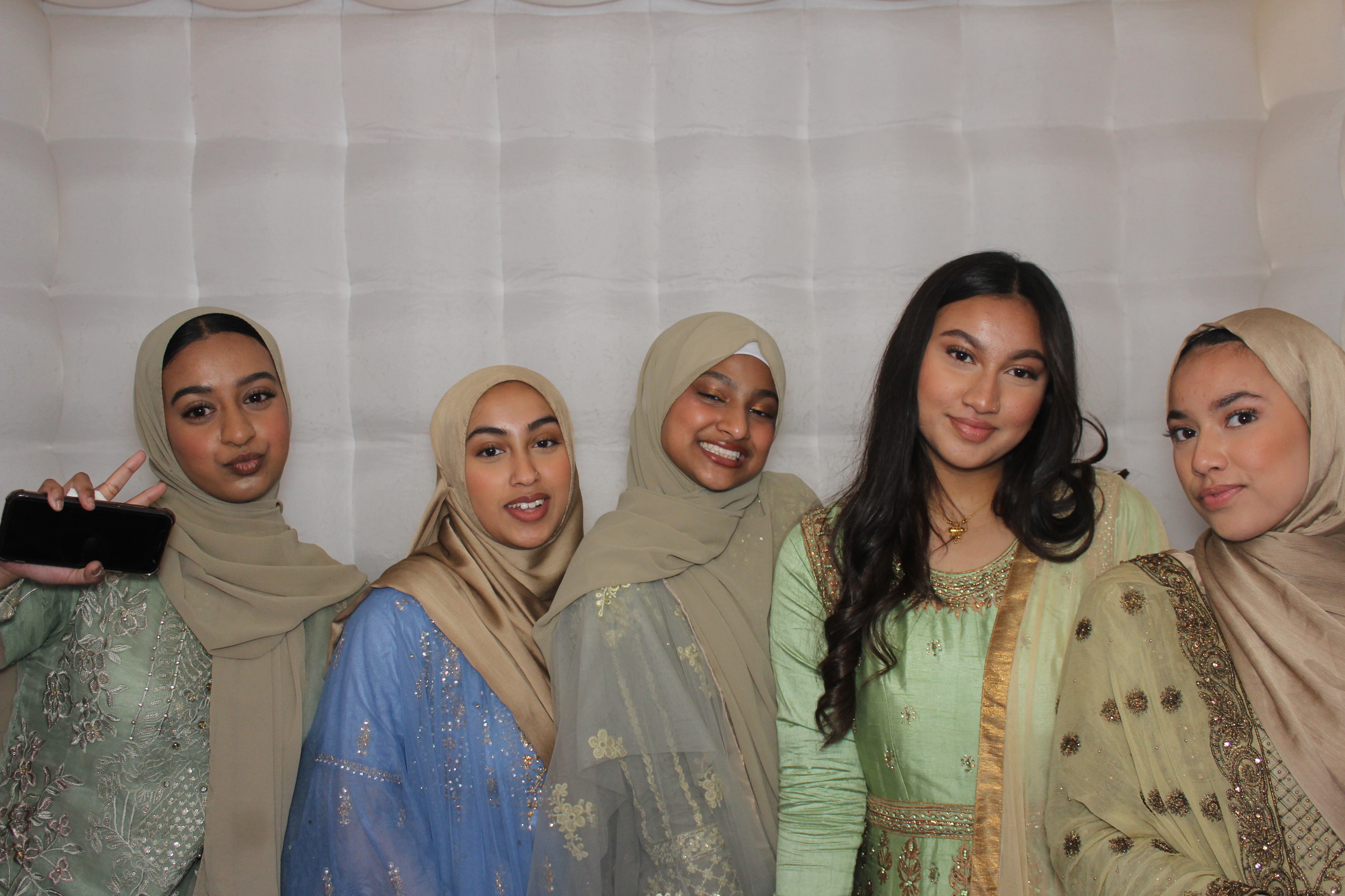 Celebrating Rayhan & Reena's Wedding | View more photos from the event at gallery.funbooth.uk.com/u/FunboothLTD1/Celebrating-Rayhan-Reenas-Wedding
