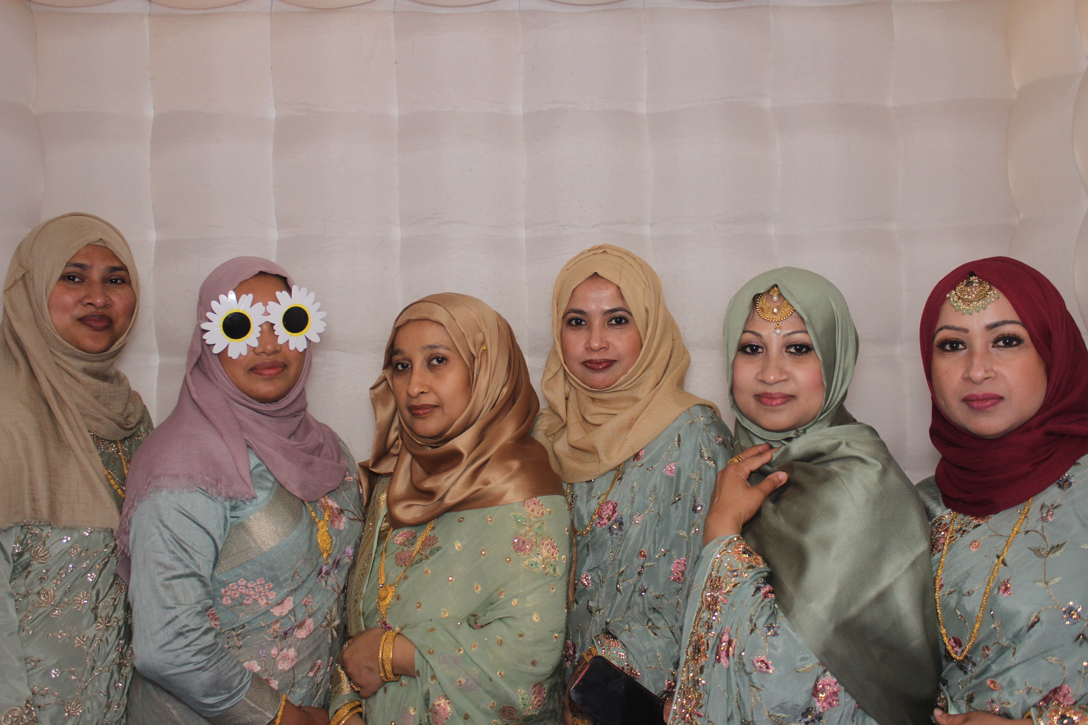 Celebrating Rayhan & Reena's Wedding | View more photos from the event at gallery.funbooth.uk.com/u/FunboothLTD1/Celebrating-Rayhan-Reenas-Wedding