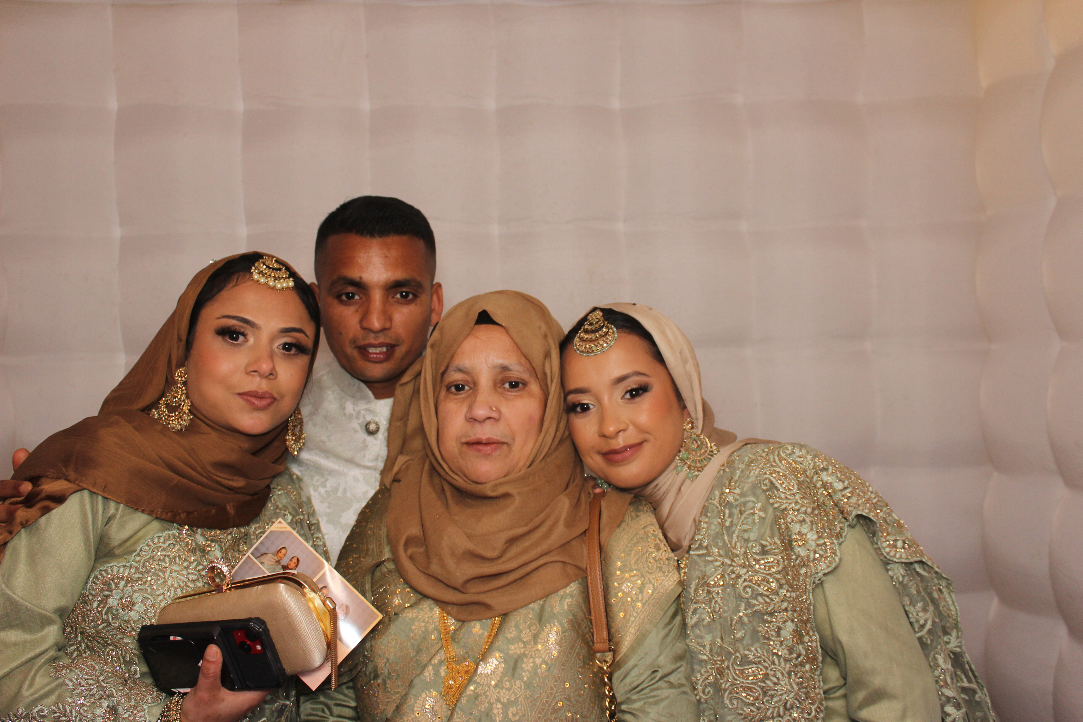 Celebrating Rayhan & Reena's Wedding | View more photos from the event at gallery.funbooth.uk.com/u/FunboothLTD1/Celebrating-Rayhan-Reenas-Wedding