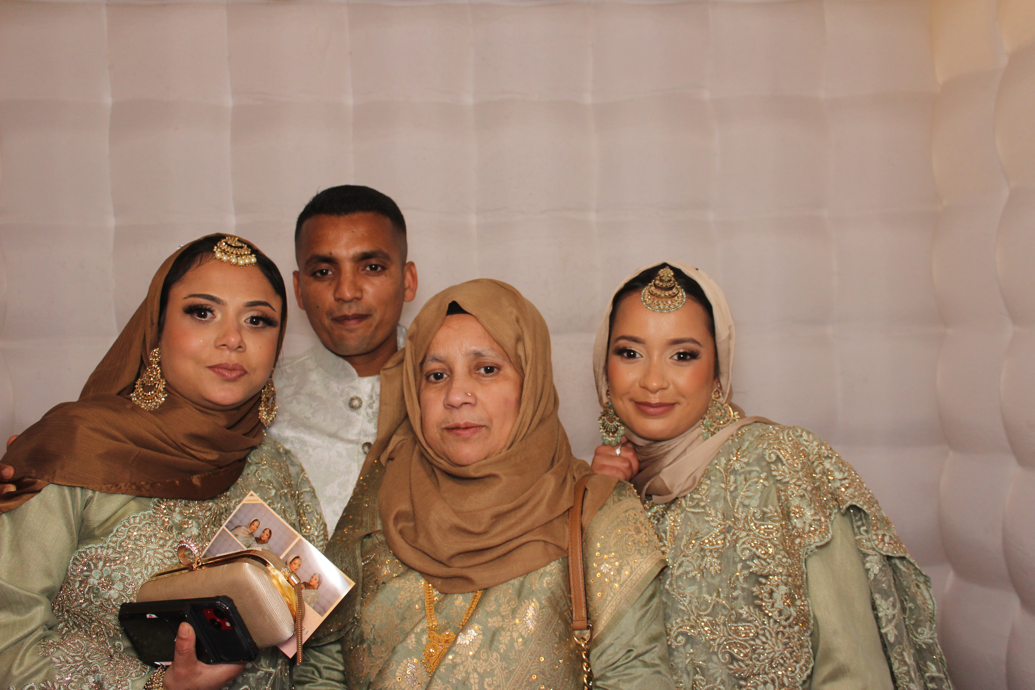 Celebrating Rayhan & Reena's Wedding | View more photos from the event at gallery.funbooth.uk.com/u/FunboothLTD1/Celebrating-Rayhan-Reenas-Wedding