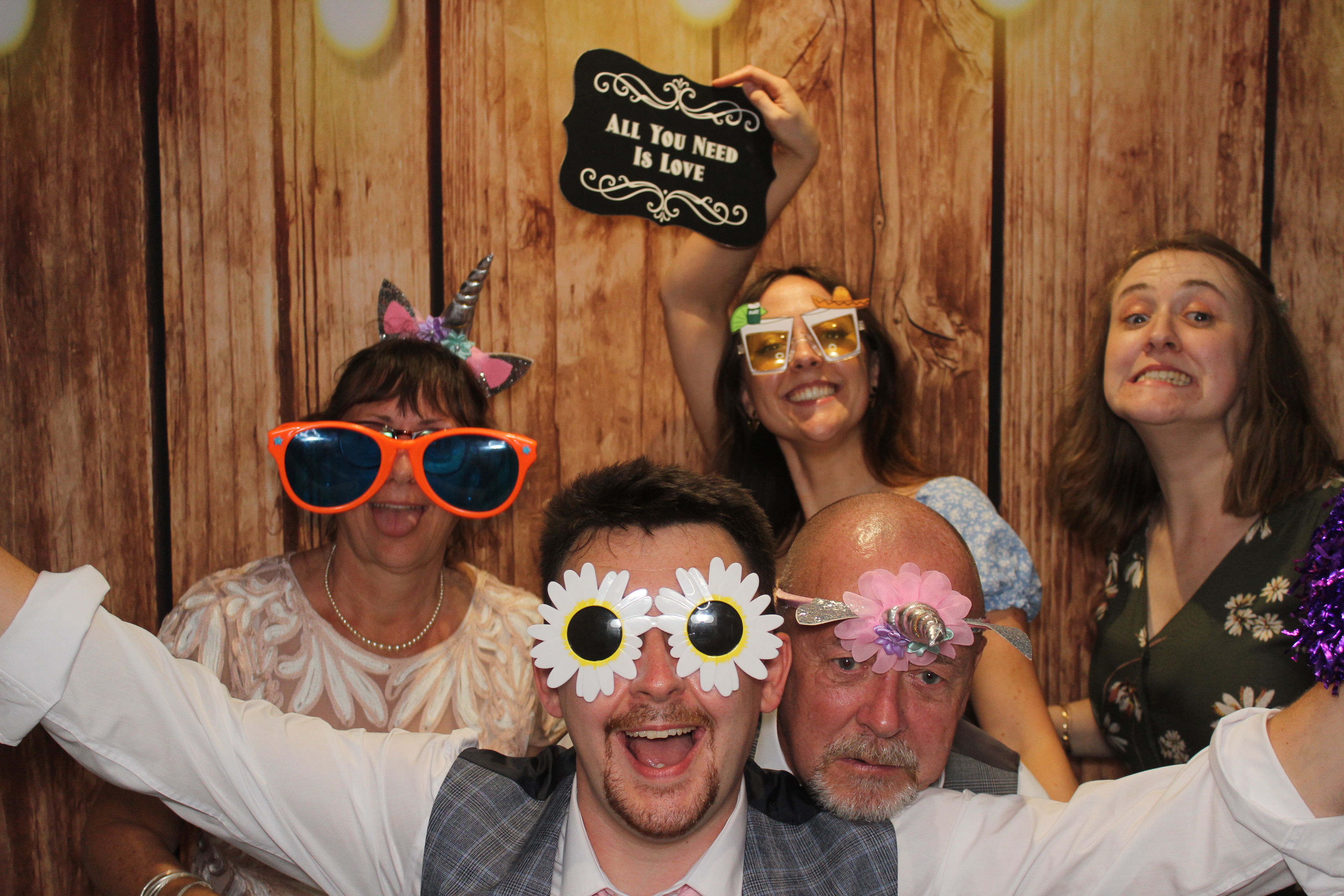 Mr & Mrs Smith | View more photos from the event at gallery.funbooth.uk.com/u/FunboothLTD1/Mr-Mrs-Smith