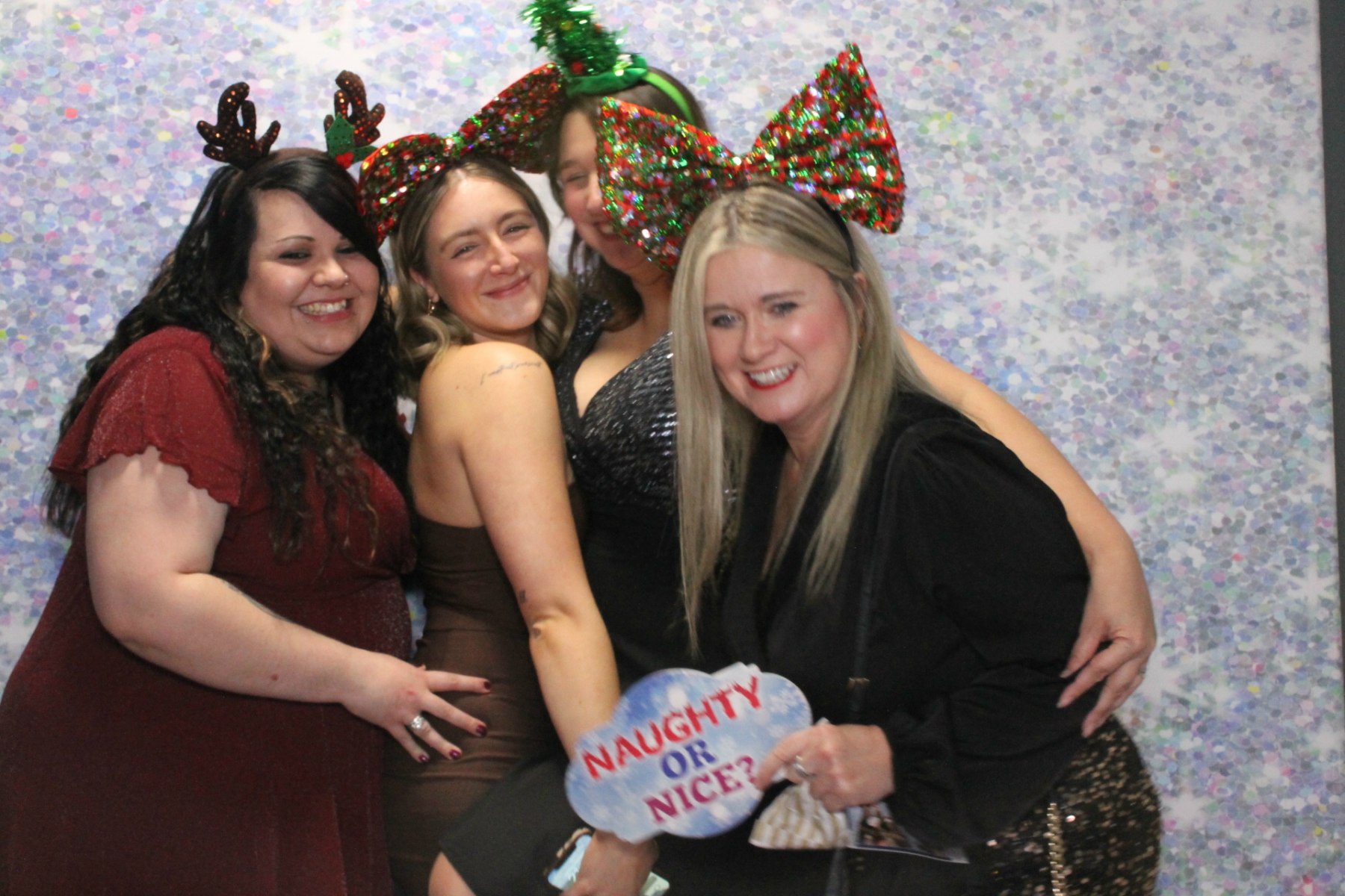 Portsmouth Water's Festive Party 2023 | View more photos from the event at gallery.funbooth.uk.com/u/FunboothLTD1/Portsmouth-Waters-Festive-Party-2023