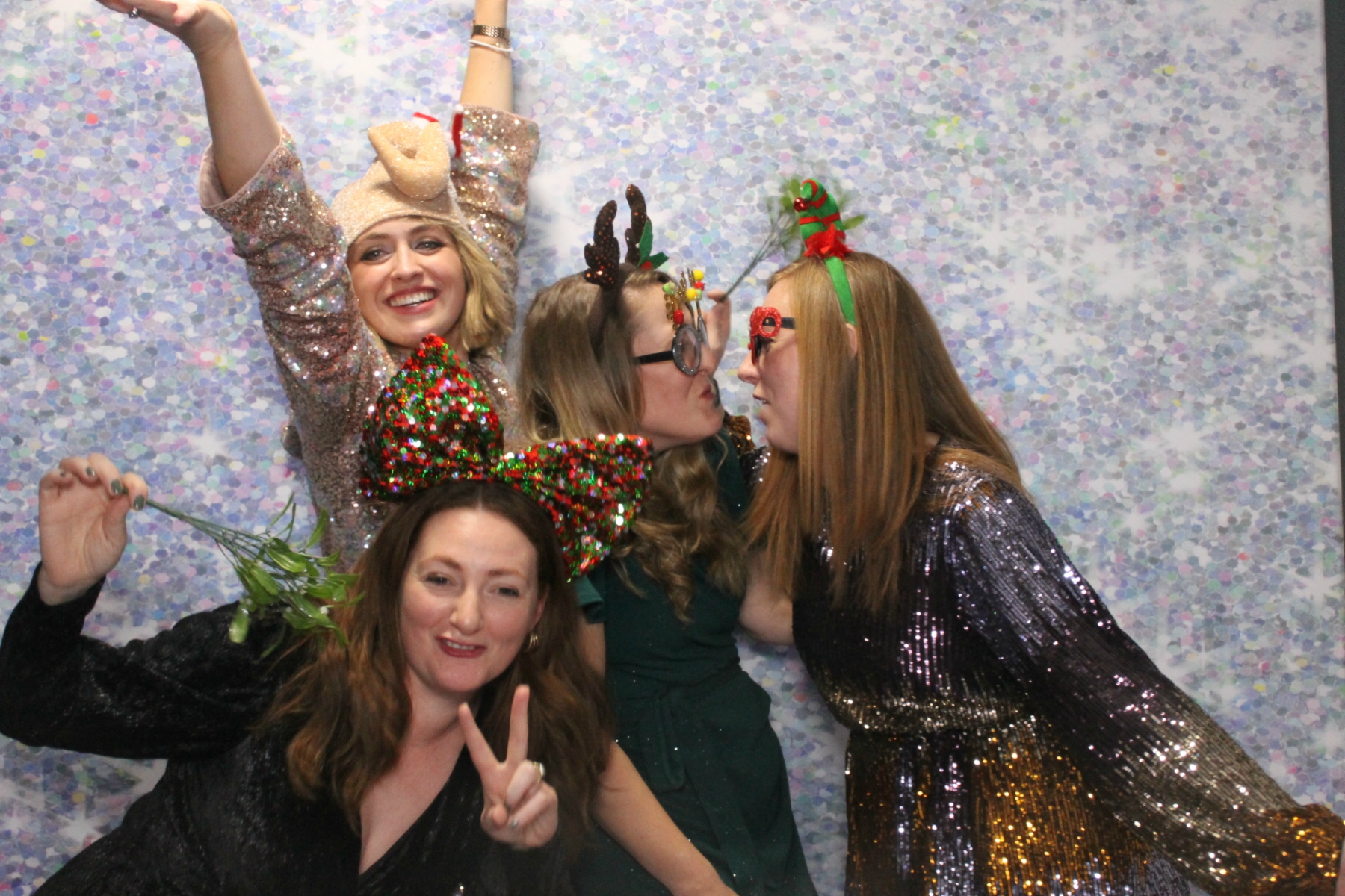 Portsmouth Water's Festive Party 2023 | View more photos from the event at gallery.funbooth.uk.com/u/FunboothLTD1/Portsmouth-Waters-Festive-Party-2023
