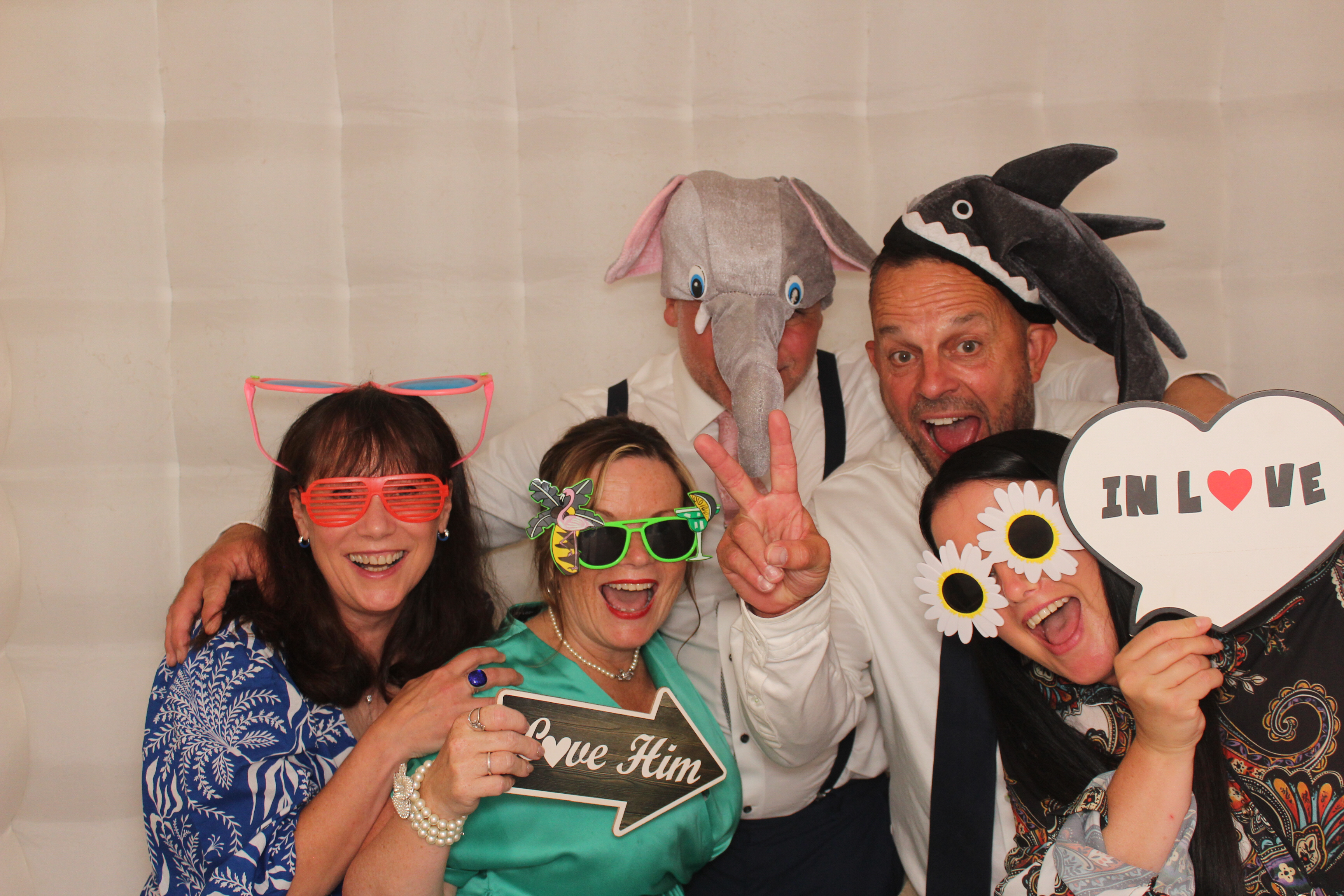 Robyn & Sean's 10th Wedding Anniversary | View more photos from the event at gallery.funbooth.uk.com/u/FunboothLTD1/Robyn-Seans-10th-Wedding-Anniversary