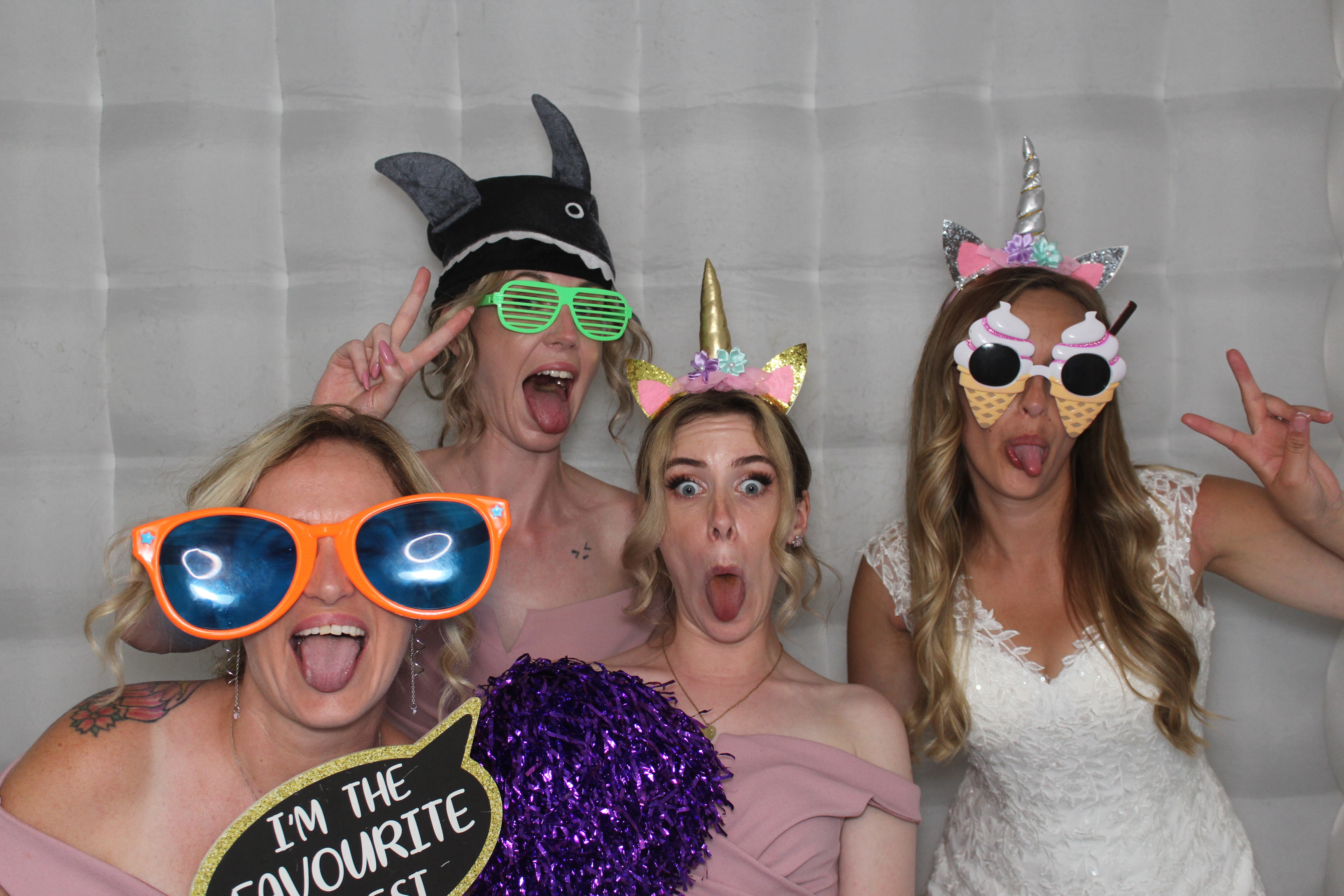 Robyn & Sean's 10th Wedding Anniversary | View more photos from the event at gallery.funbooth.uk.com/u/FunboothLTD1/Robyn-Seans-10th-Wedding-Anniversary