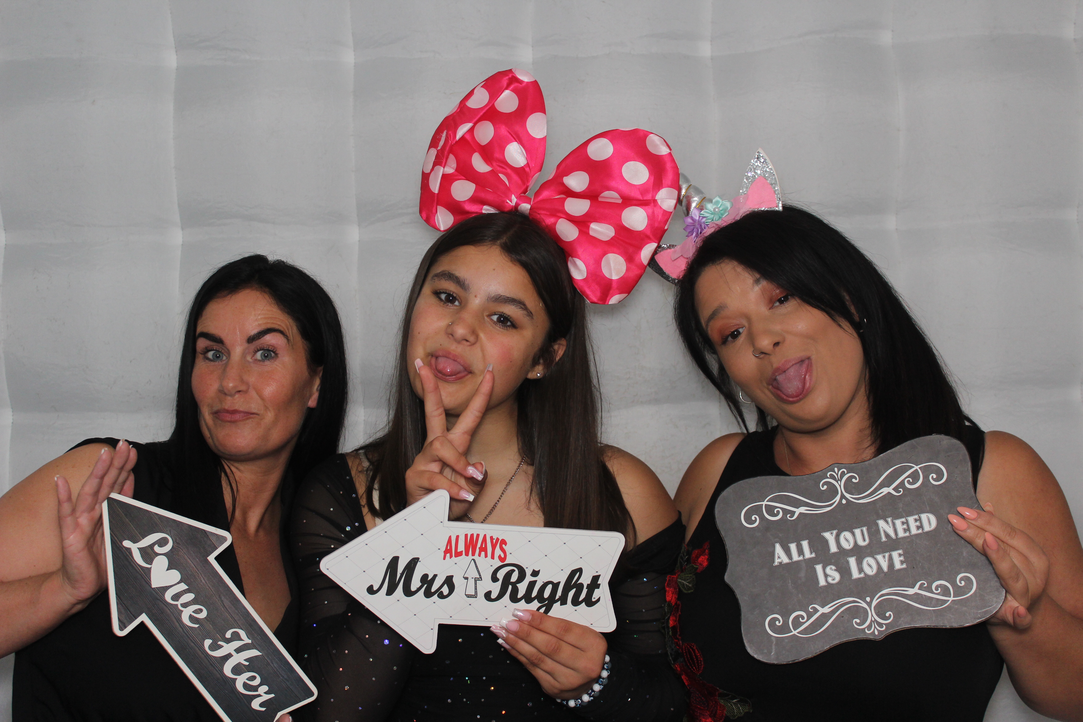 Tina's 60 & Fabulous Party | View more photos from the event at gallery.funbooth.uk.com/u/FunboothLTD1/Tinas-60-Fabulous-Party