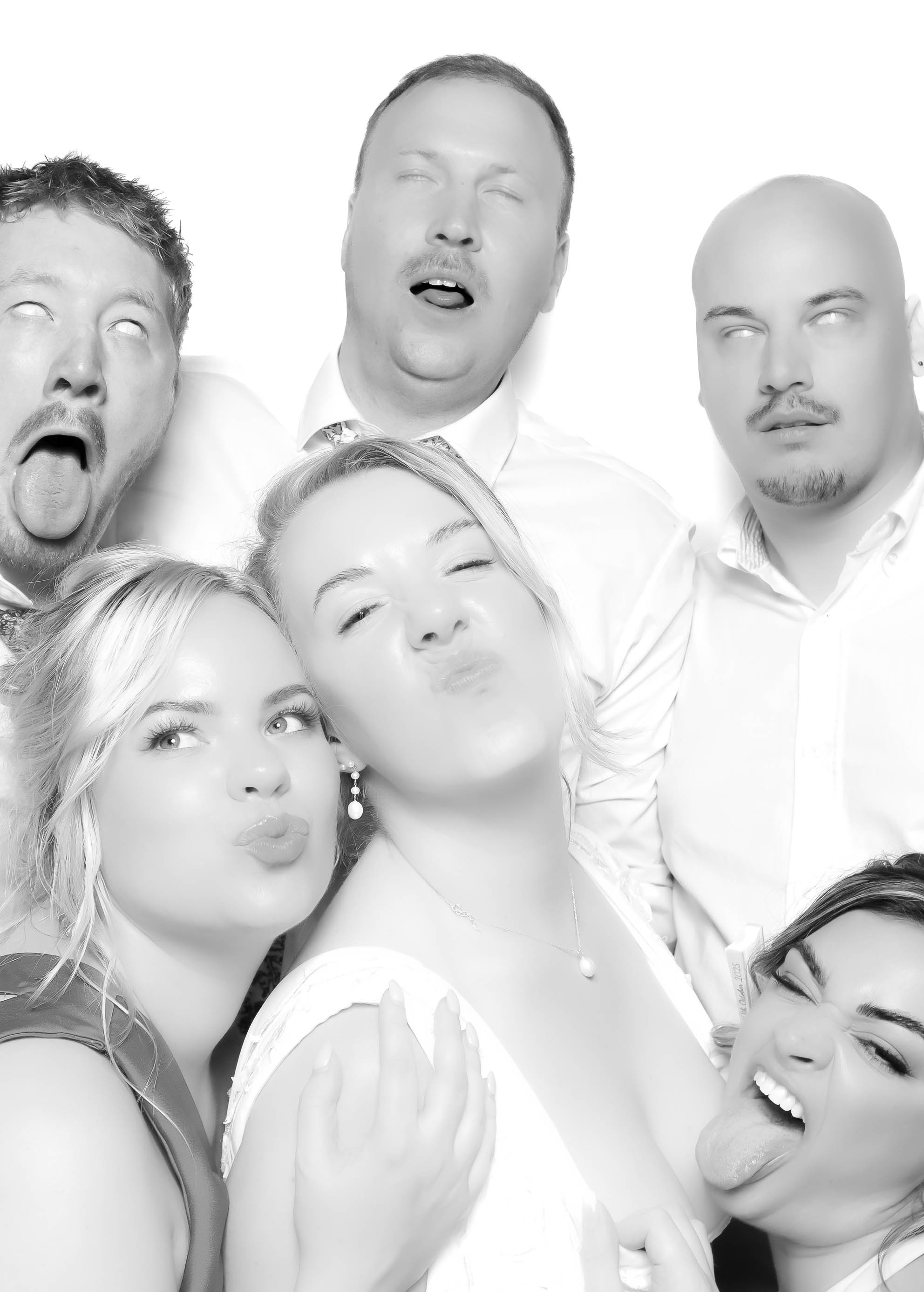  Becca & Jason  | View more photos from the event at photos.goldotter.co.za/u/GoldOtterMedia/Becca-Jason