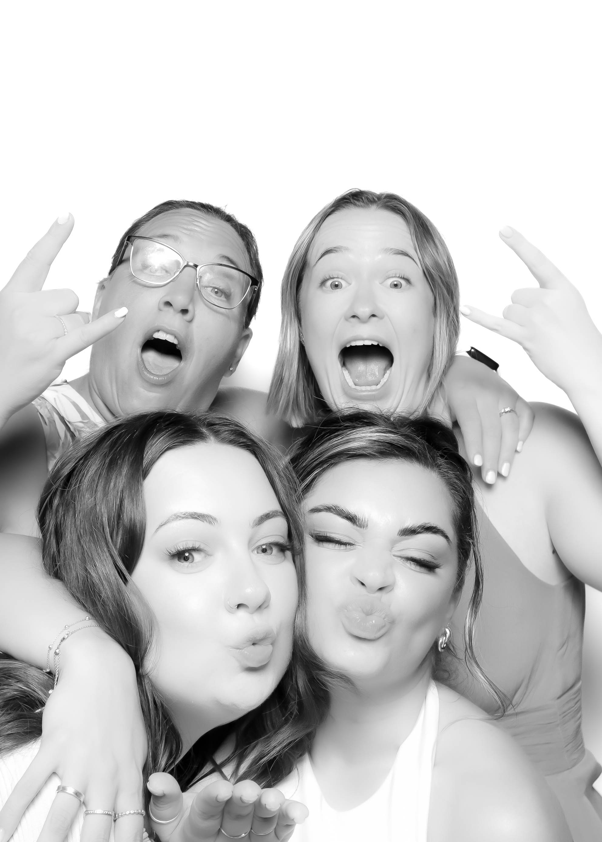  Becca & Jason  | View more photos from the event at photos.goldotter.co.za/u/GoldOtterMedia/Becca-Jason