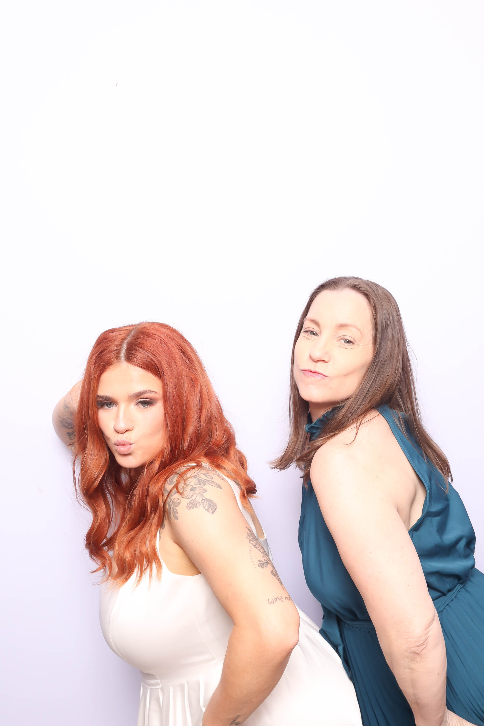 Kimberley & Reginald | View more photos from the event at photos.goldotter.co.za/u/GoldOtterMedia/Kimberley-Reginald