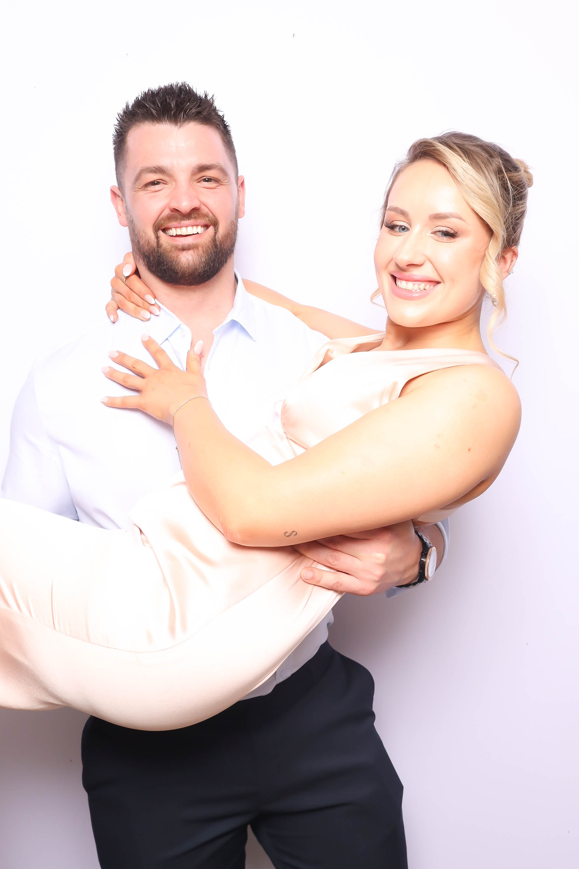 Kimberley & Reginald | View more photos from the event at photos.goldotter.co.za/u/GoldOtterMedia/Kimberley-Reginald