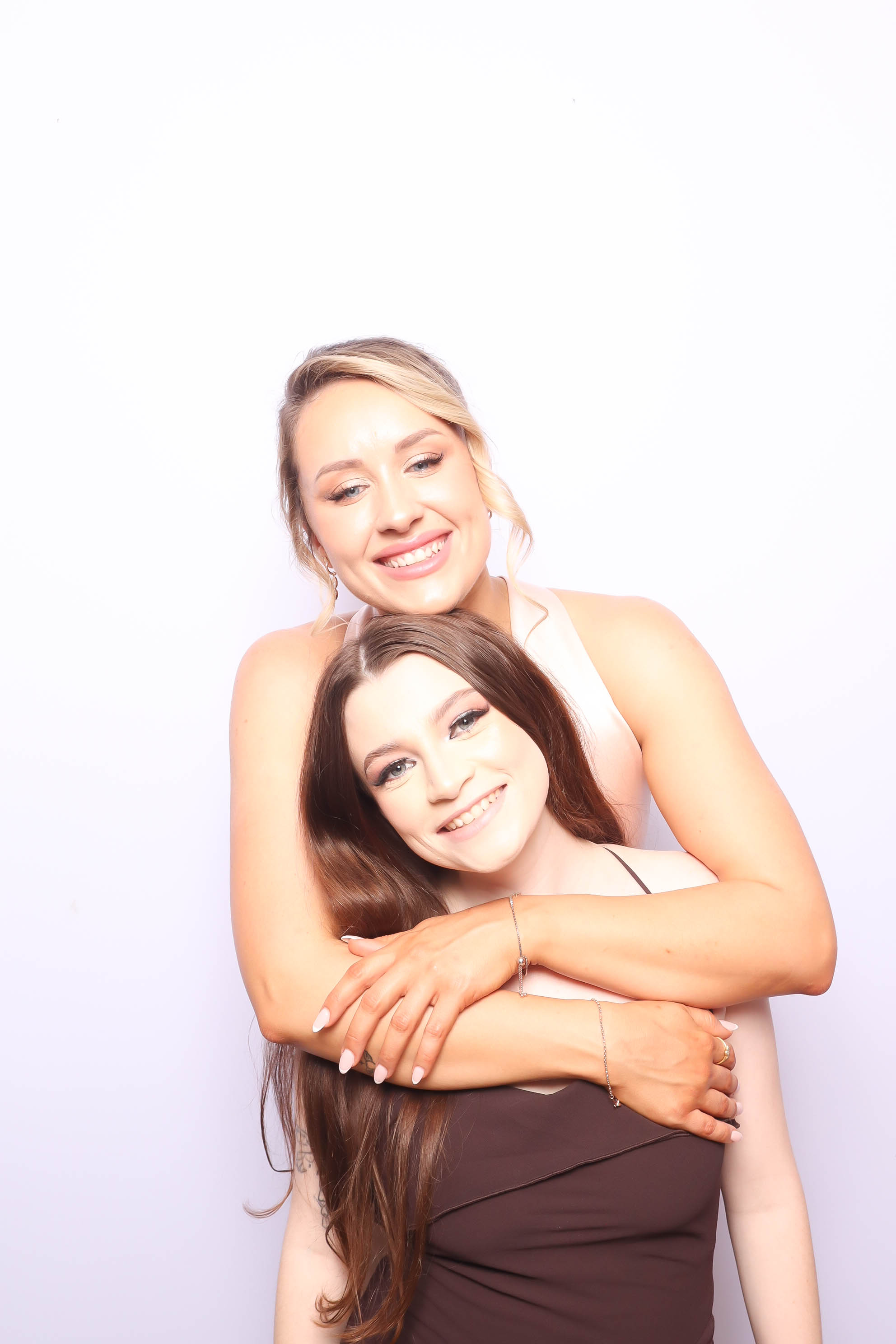 Kimberley & Reginald | View more photos from the event at photos.goldotter.co.za/u/GoldOtterMedia/Kimberley-Reginald