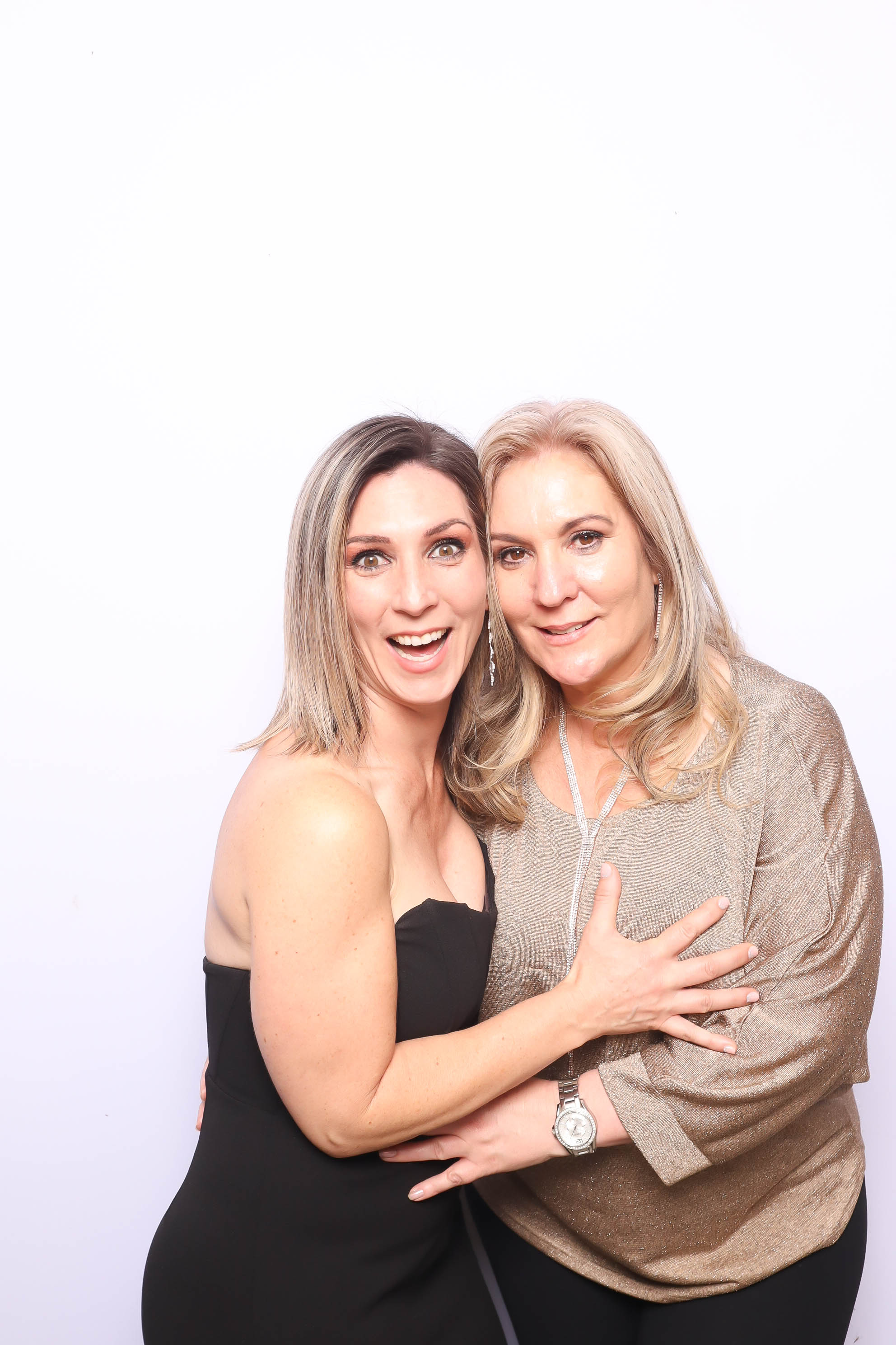 Kimberley & Reginald | View more photos from the event at photos.goldotter.co.za/u/GoldOtterMedia/Kimberley-Reginald