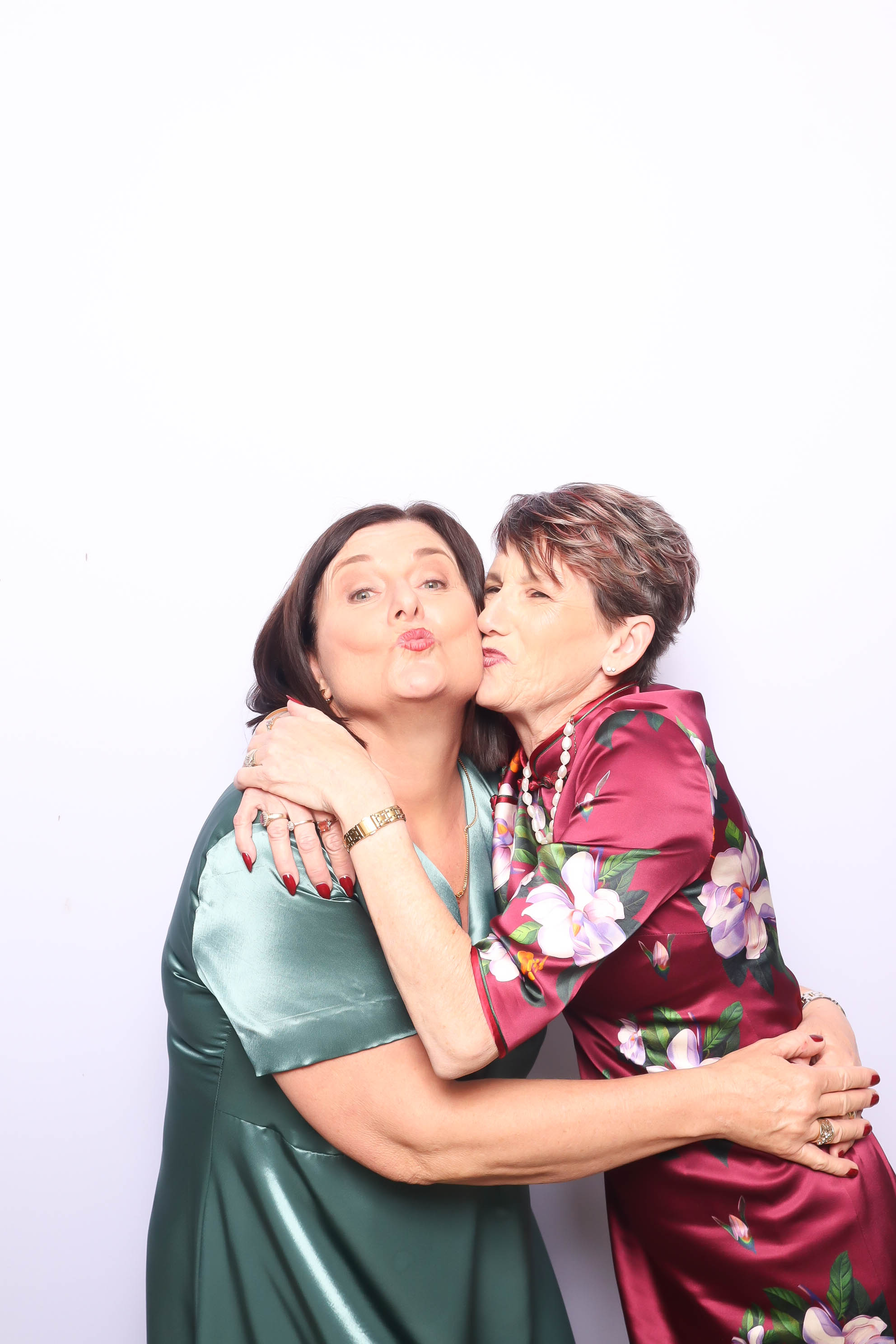 Kimberley & Reginald | View more photos from the event at photos.goldotter.co.za/u/GoldOtterMedia/Kimberley-Reginald