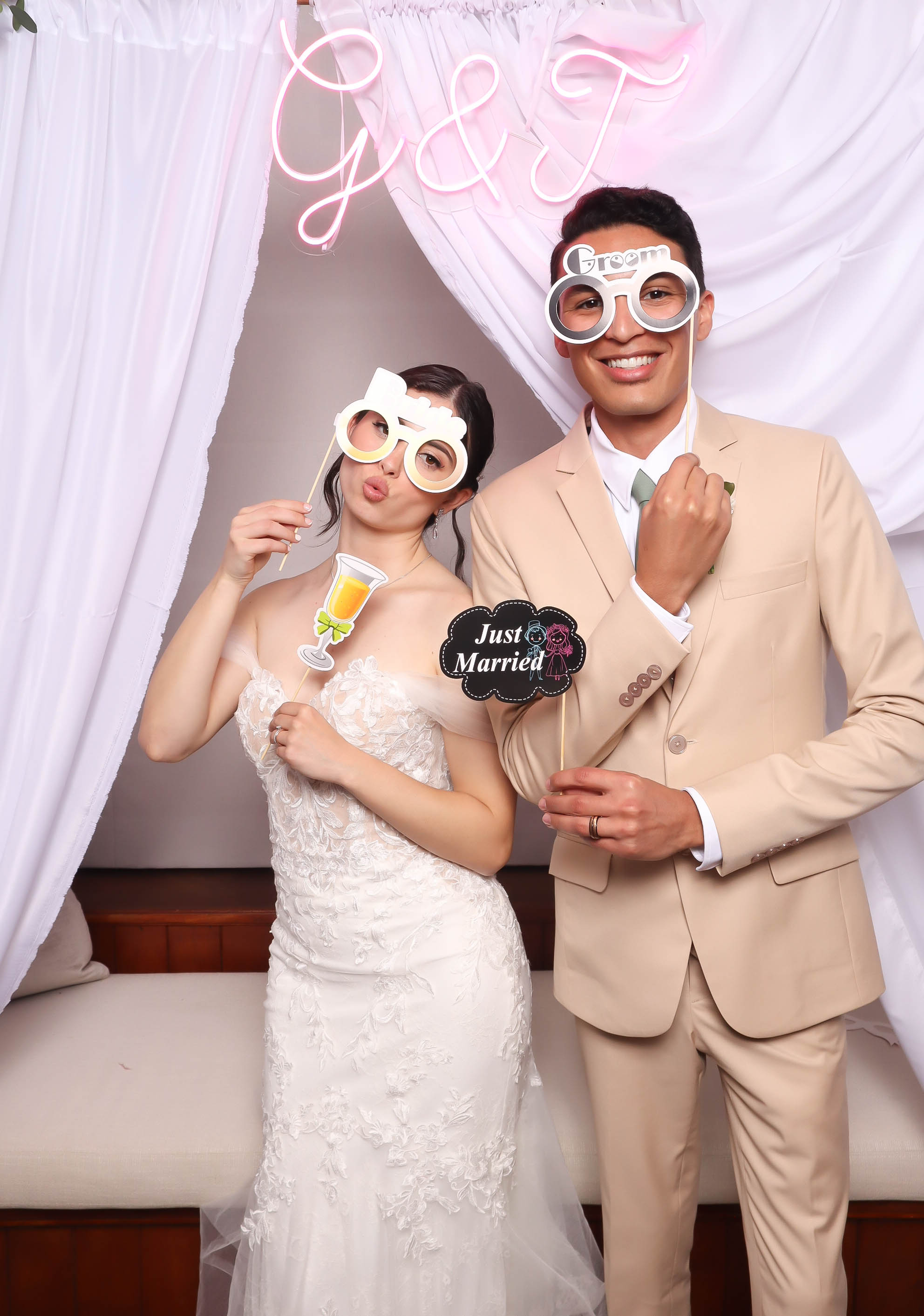 Tia & Gian | View more photos from the event at photos.goldotter.co.za/u/GoldOtterMedia/Tia-Gian