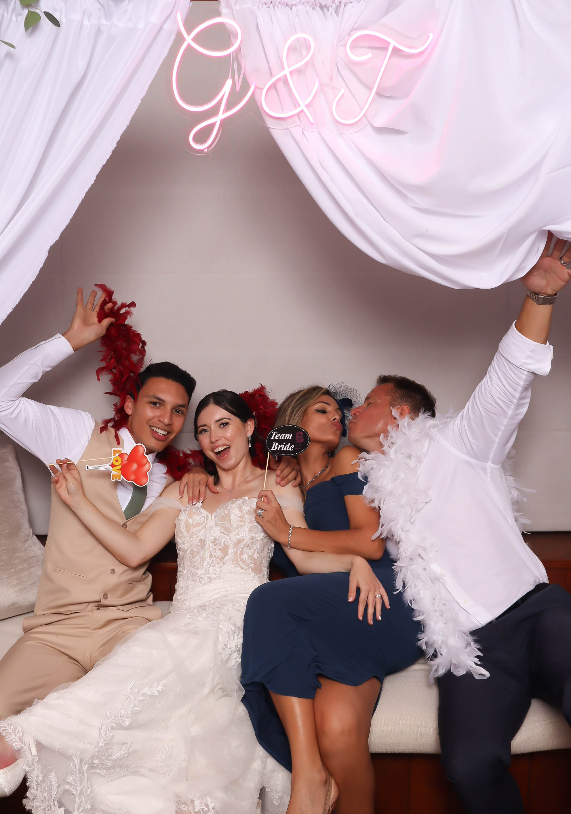 Tia & Gian | View more photos from the event at photos.goldotter.co.za/u/GoldOtterMedia/Tia-Gian