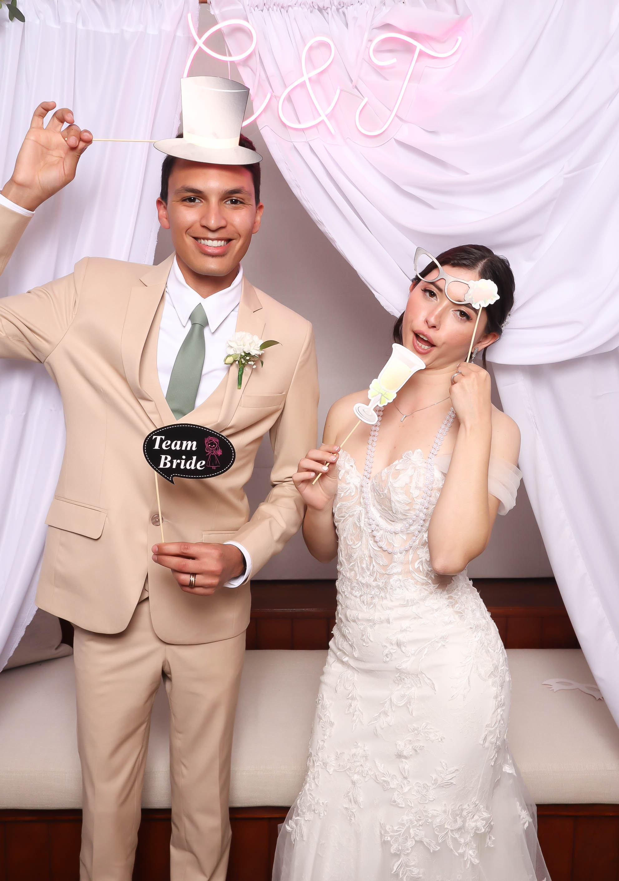 Tia & Gian | View more photos from the event at photos.goldotter.co.za/u/GoldOtterMedia/Tia-Gian