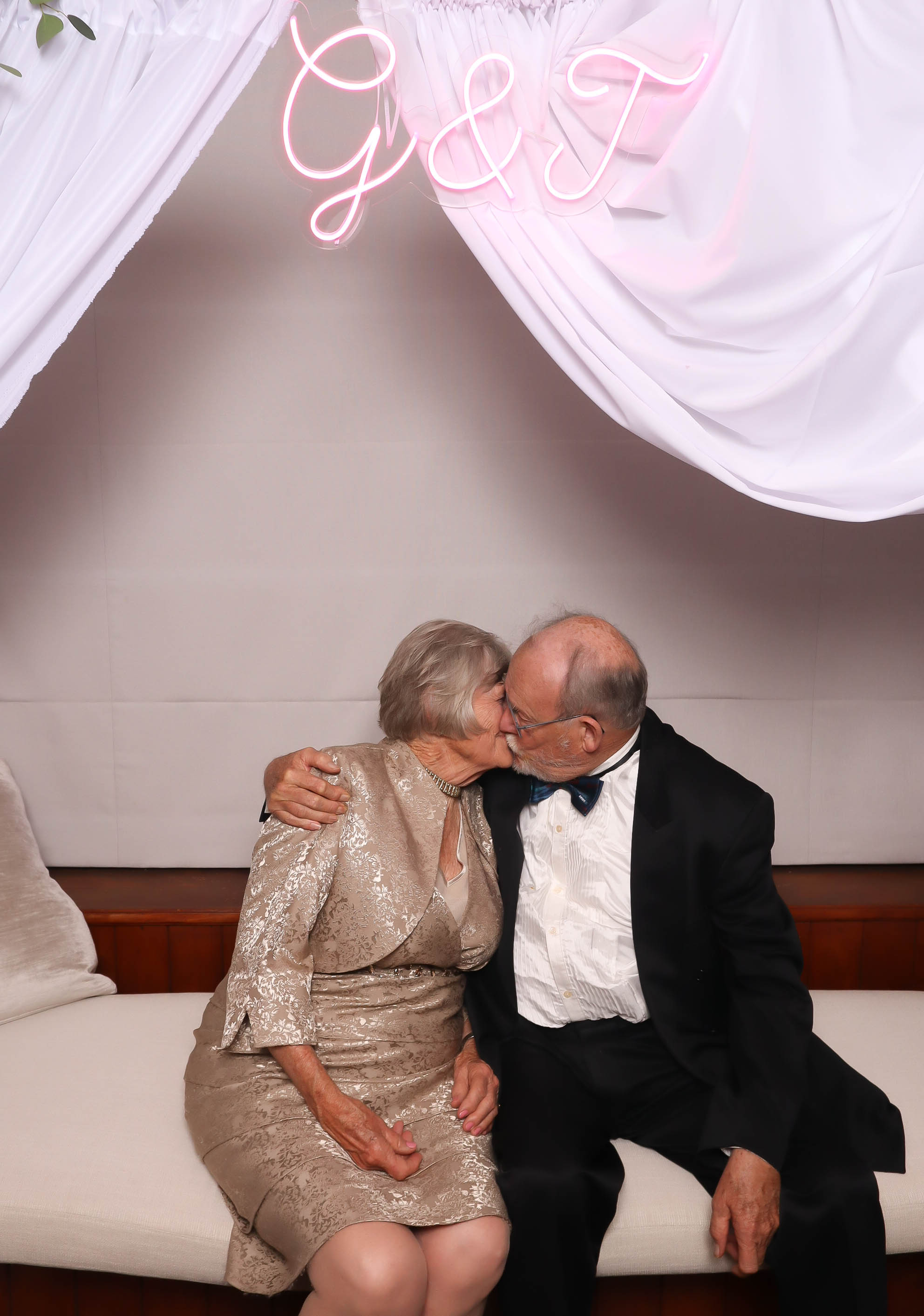 Tia & Gian | View more photos from the event at photos.goldotter.co.za/u/GoldOtterMedia/Tia-Gian