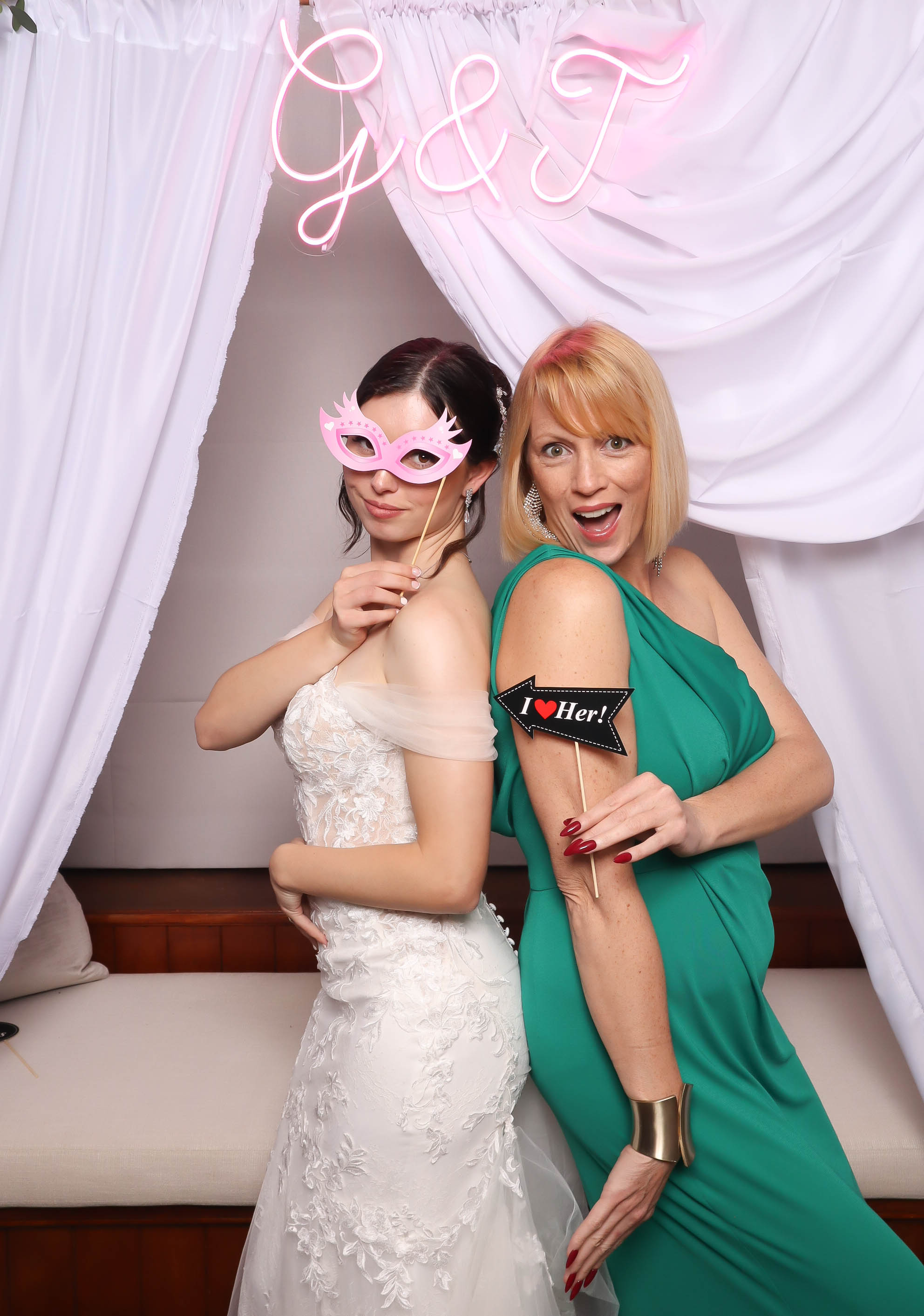 Tia & Gian | View more photos from the event at photos.goldotter.co.za/u/GoldOtterMedia/Tia-Gian