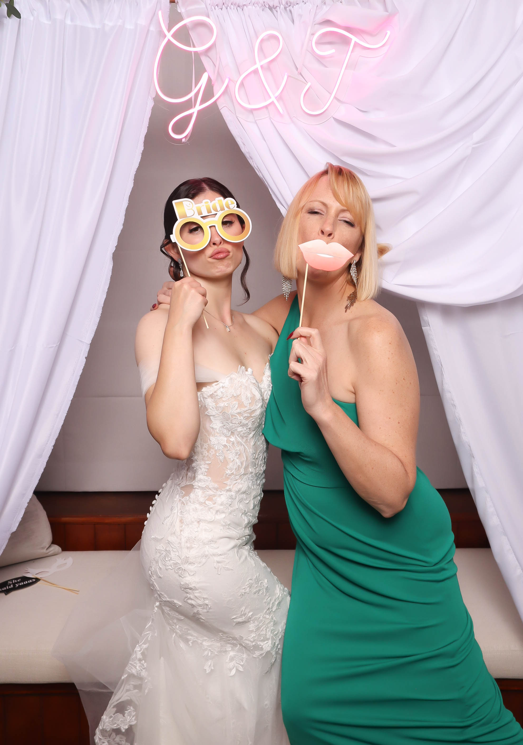 Tia & Gian | View more photos from the event at photos.goldotter.co.za/u/GoldOtterMedia/Tia-Gian