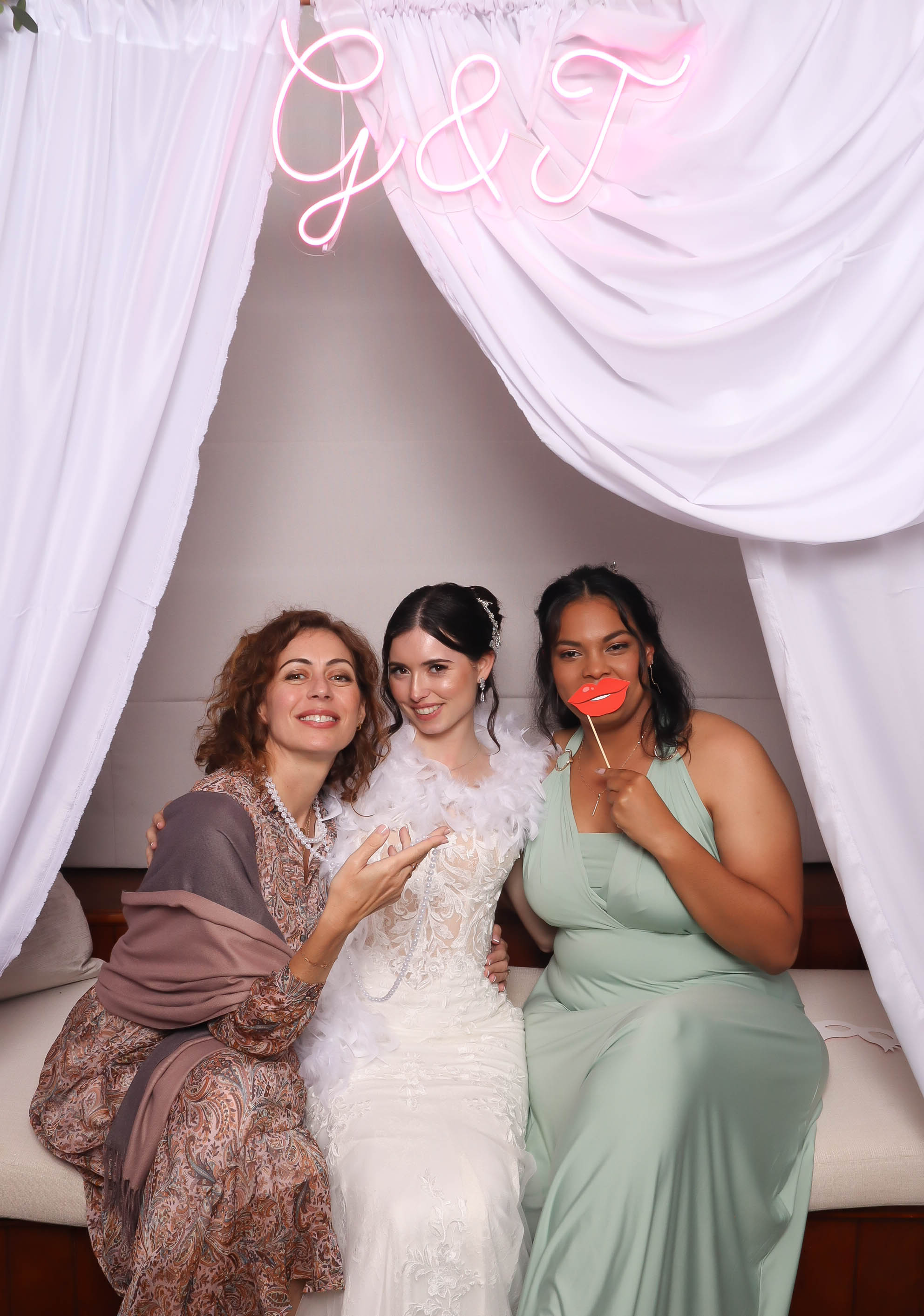 Tia & Gian | View more photos from the event at photos.goldotter.co.za/u/GoldOtterMedia/Tia-Gian