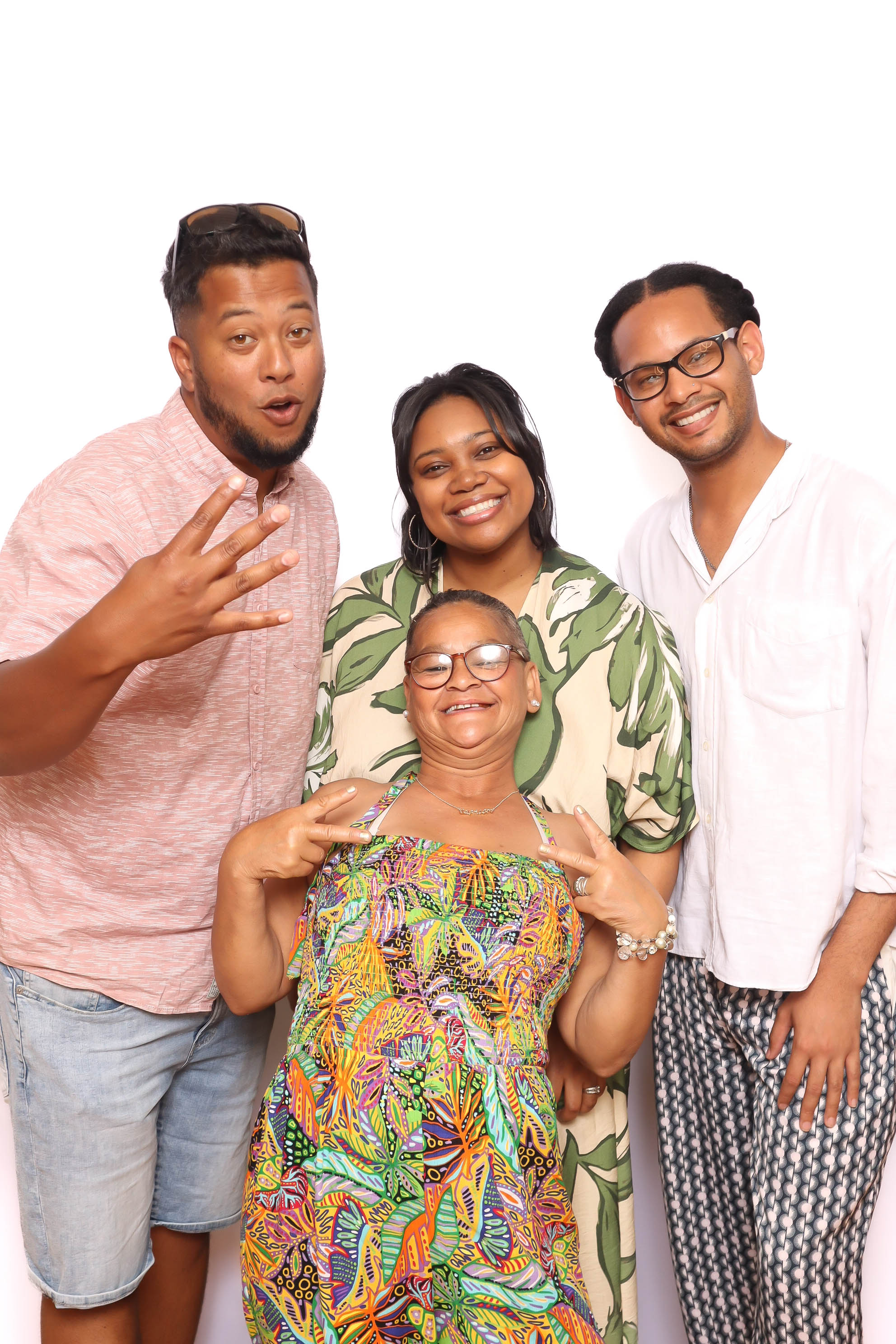 UVU Africa - Year End 2025 | View more photos from the event at photos.goldotter.co.za/u/GoldOtterMedia/UVU-Africa-Year-End-2025