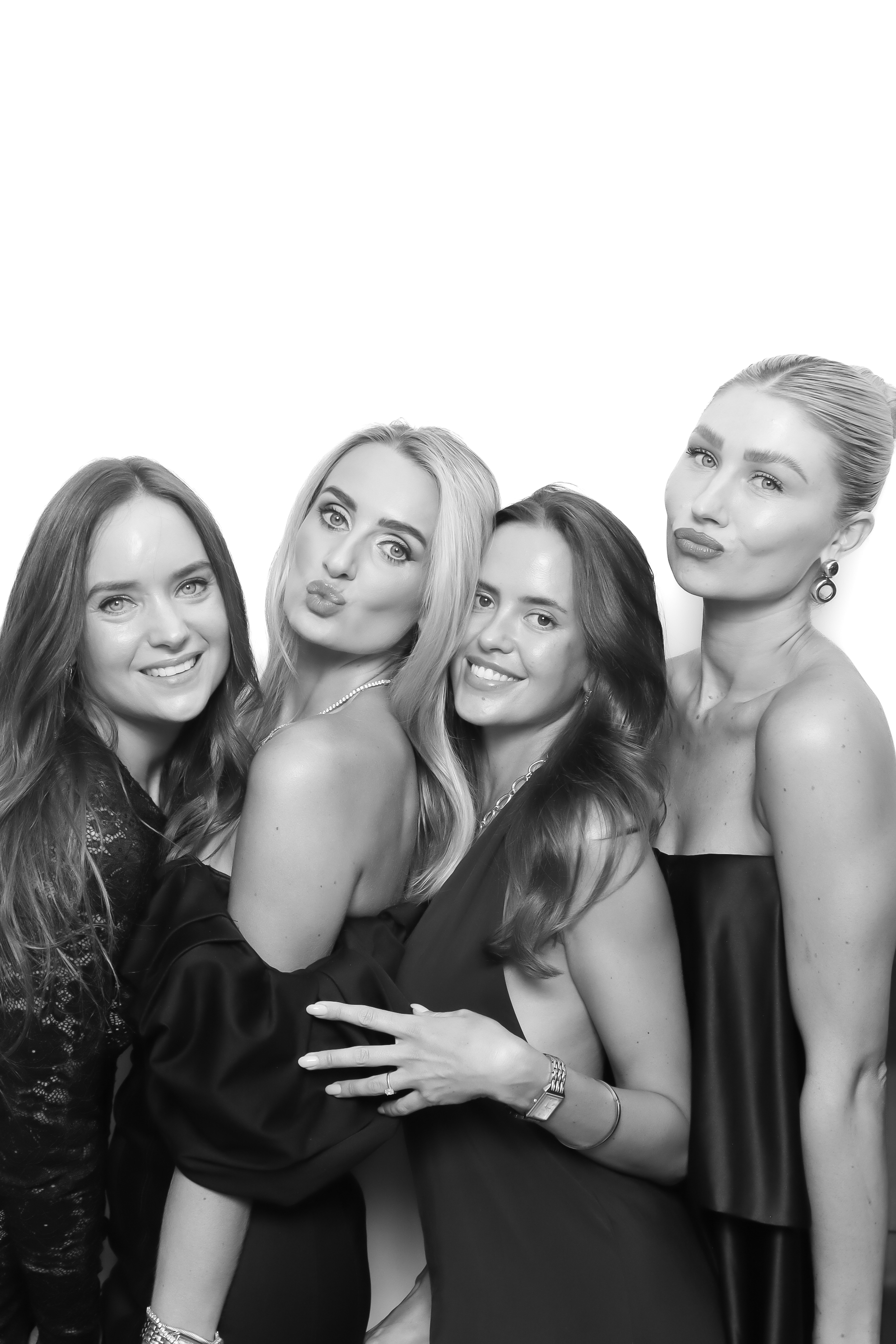 Glasshaus Studio | View more photos from the event at photos.goldotter.co.za/u/GoldOtterMedia/Glasshaus-Studio