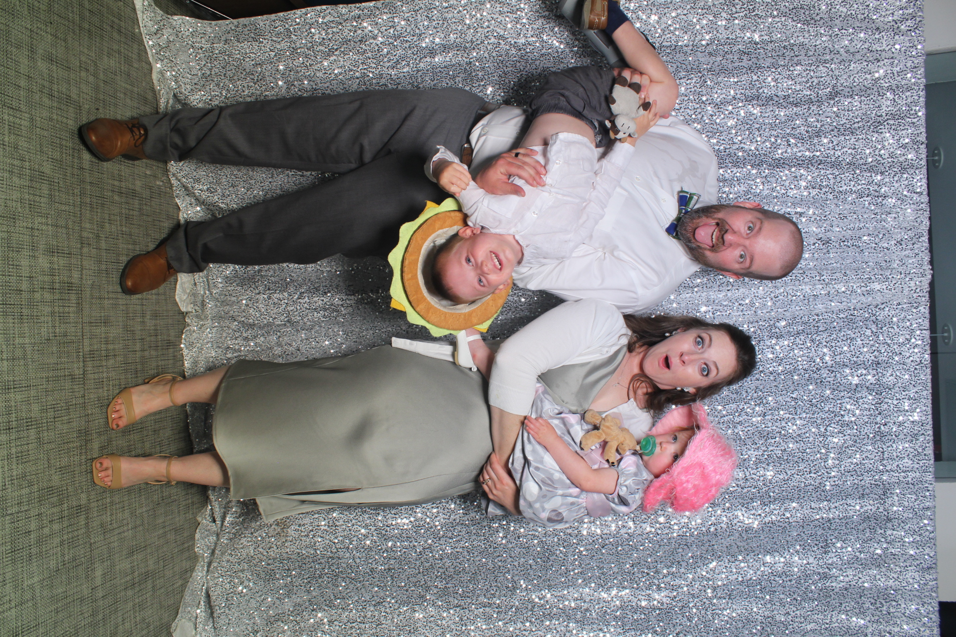 Emily and Stephen Wedding  | View more photos from the event at v1.boothgallery.com/u/HelloPhotoBoothRental/Emily-and-Stephen-Wedding