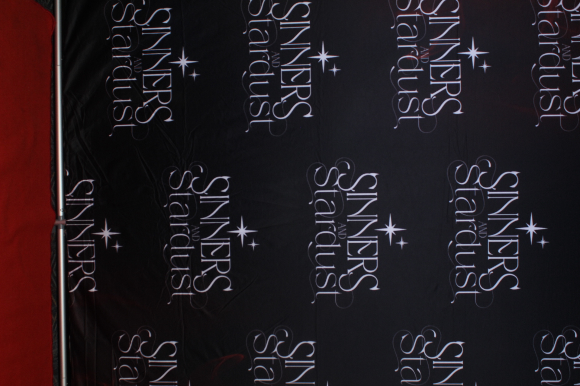 Sinners & Stardust  | View more photos from the event at v1.boothgallery.com/u/HelloPhotoBoothRental/Sinners-Stardust