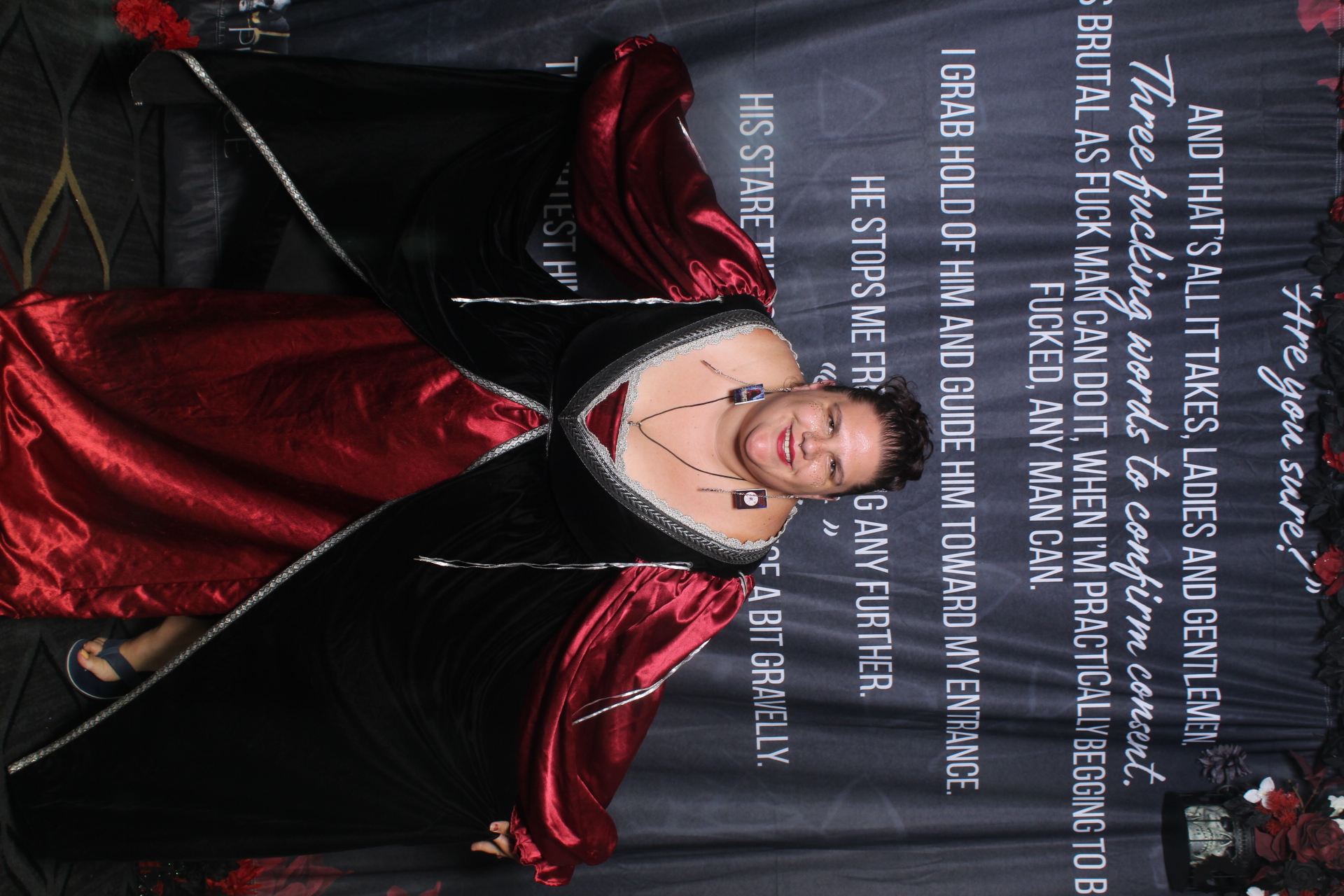 Sinners & Stardust  | View more photos from the event at v1.boothgallery.com/u/HelloPhotoBoothRental/Sinners-Stardust