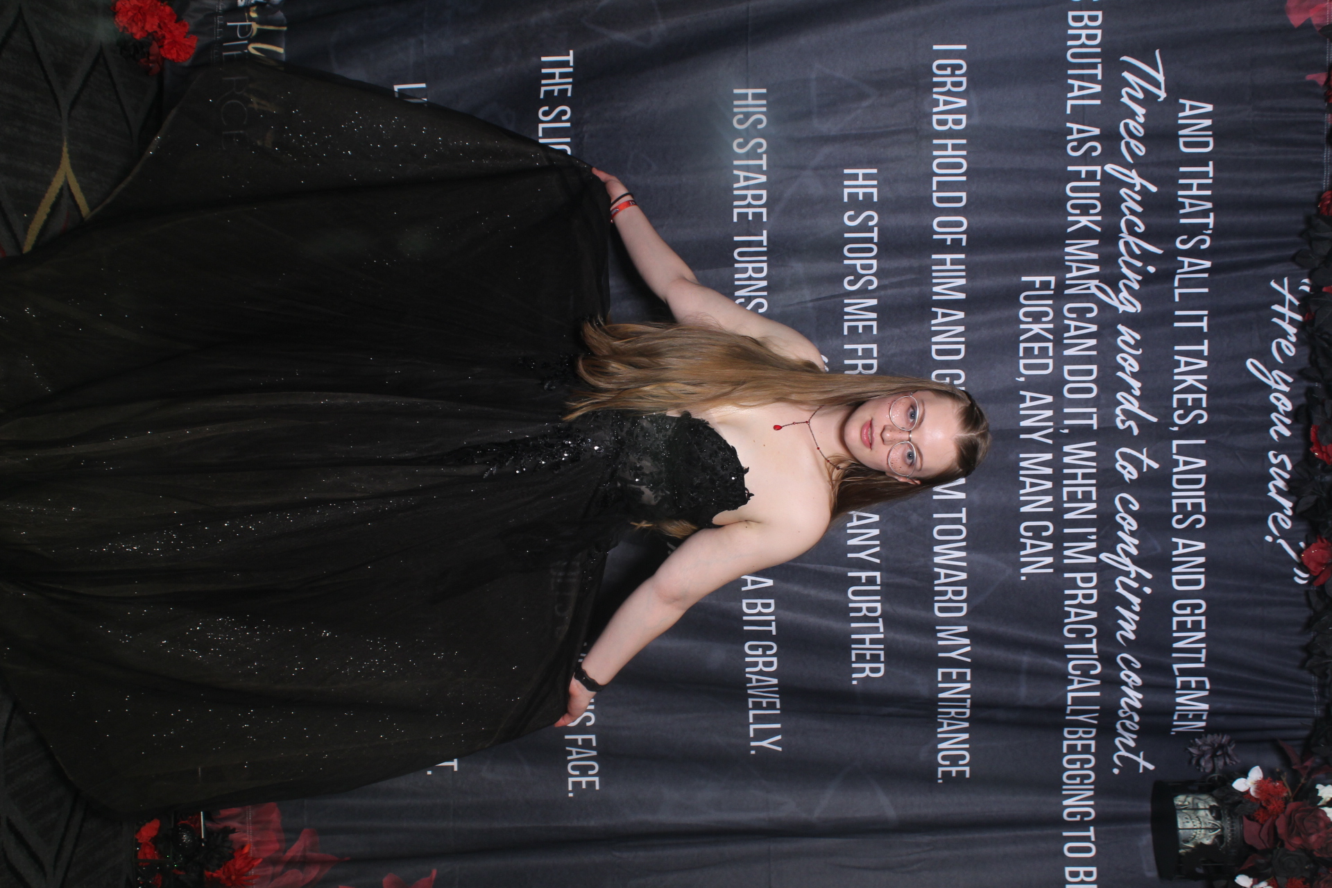 Sinners & Stardust  | View more photos from the event at v1.boothgallery.com/u/HelloPhotoBoothRental/Sinners-Stardust