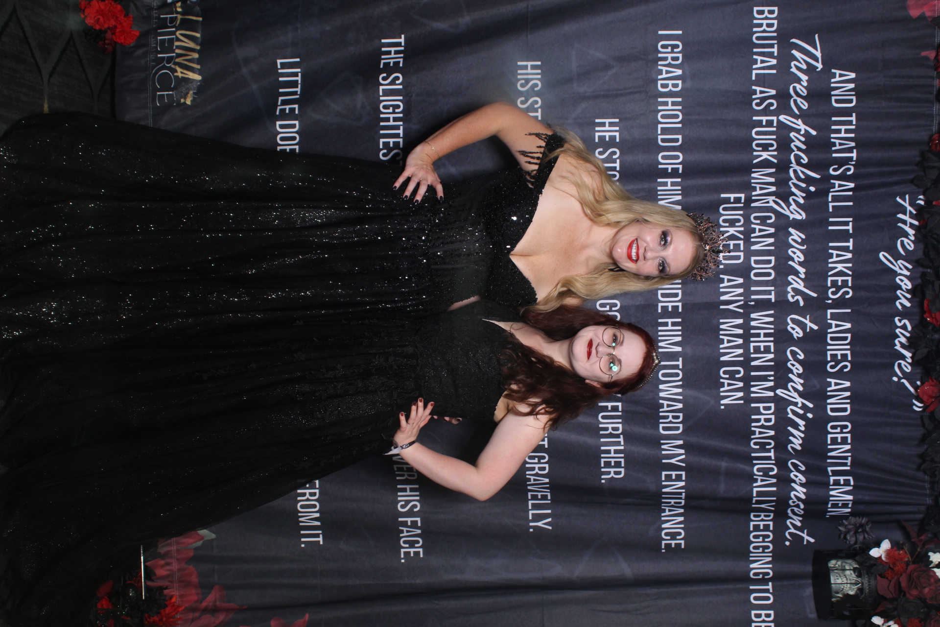 Sinners & Stardust  | View more photos from the event at v1.boothgallery.com/u/HelloPhotoBoothRental/Sinners-Stardust