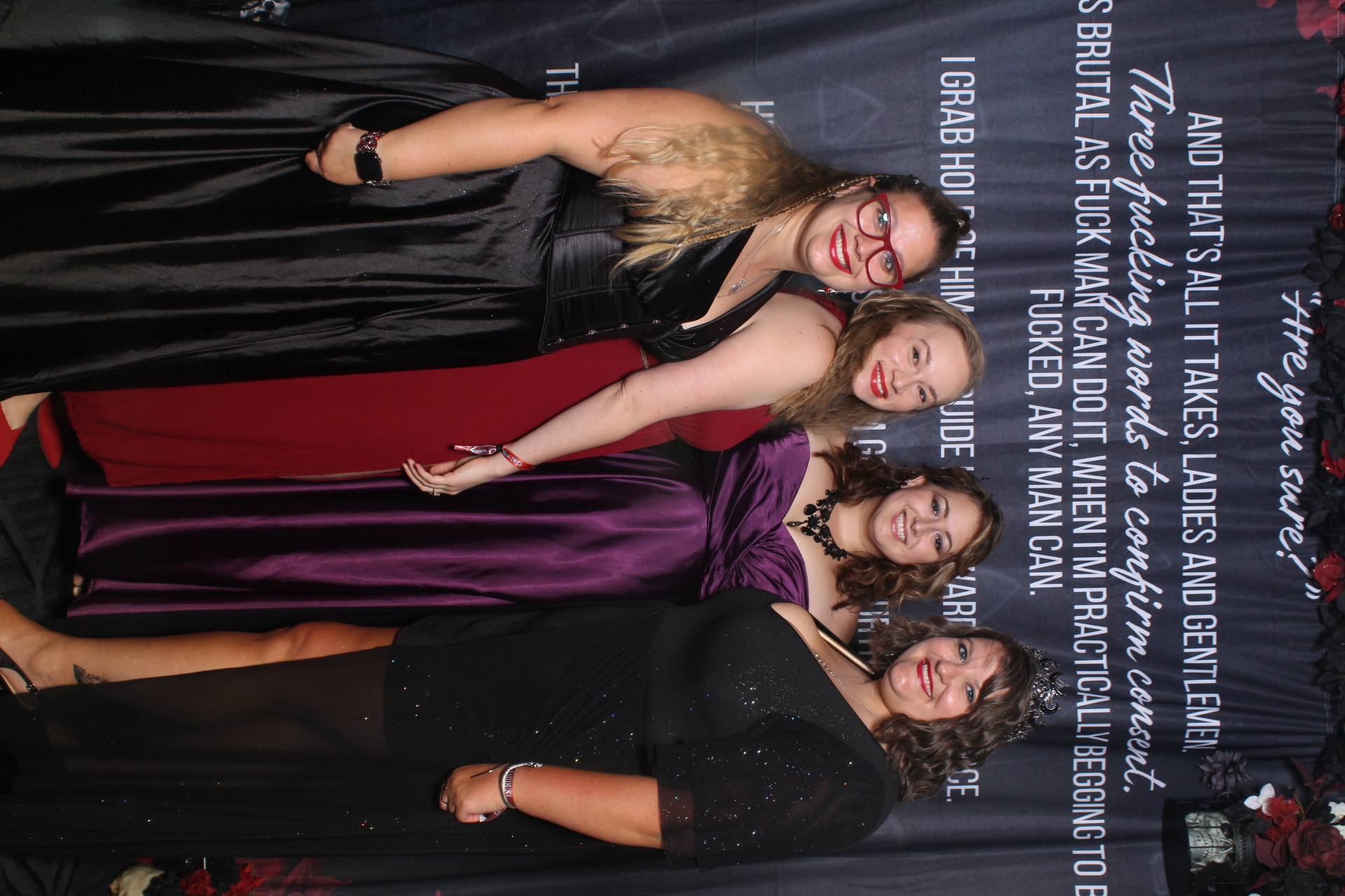 Sinners & Stardust  | View more photos from the event at v1.boothgallery.com/u/HelloPhotoBoothRental/Sinners-Stardust