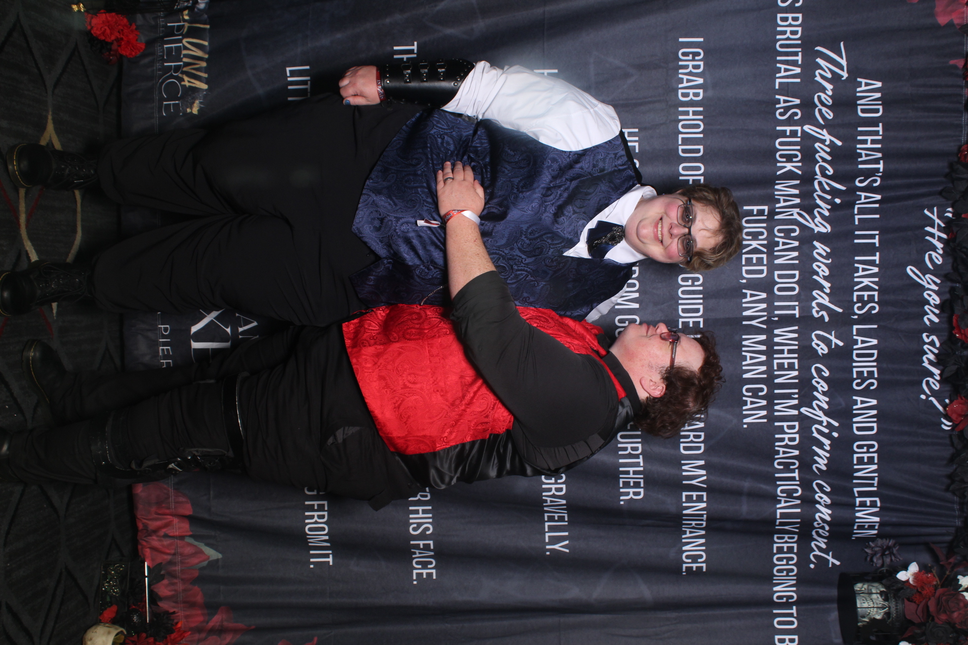 Sinners & Stardust  | View more photos from the event at v1.boothgallery.com/u/HelloPhotoBoothRental/Sinners-Stardust