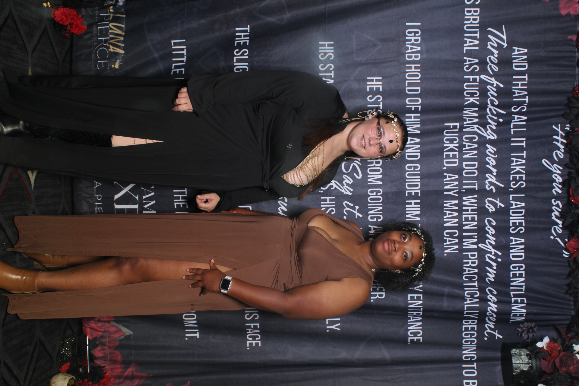 Sinners & Stardust  | View more photos from the event at v1.boothgallery.com/u/HelloPhotoBoothRental/Sinners-Stardust