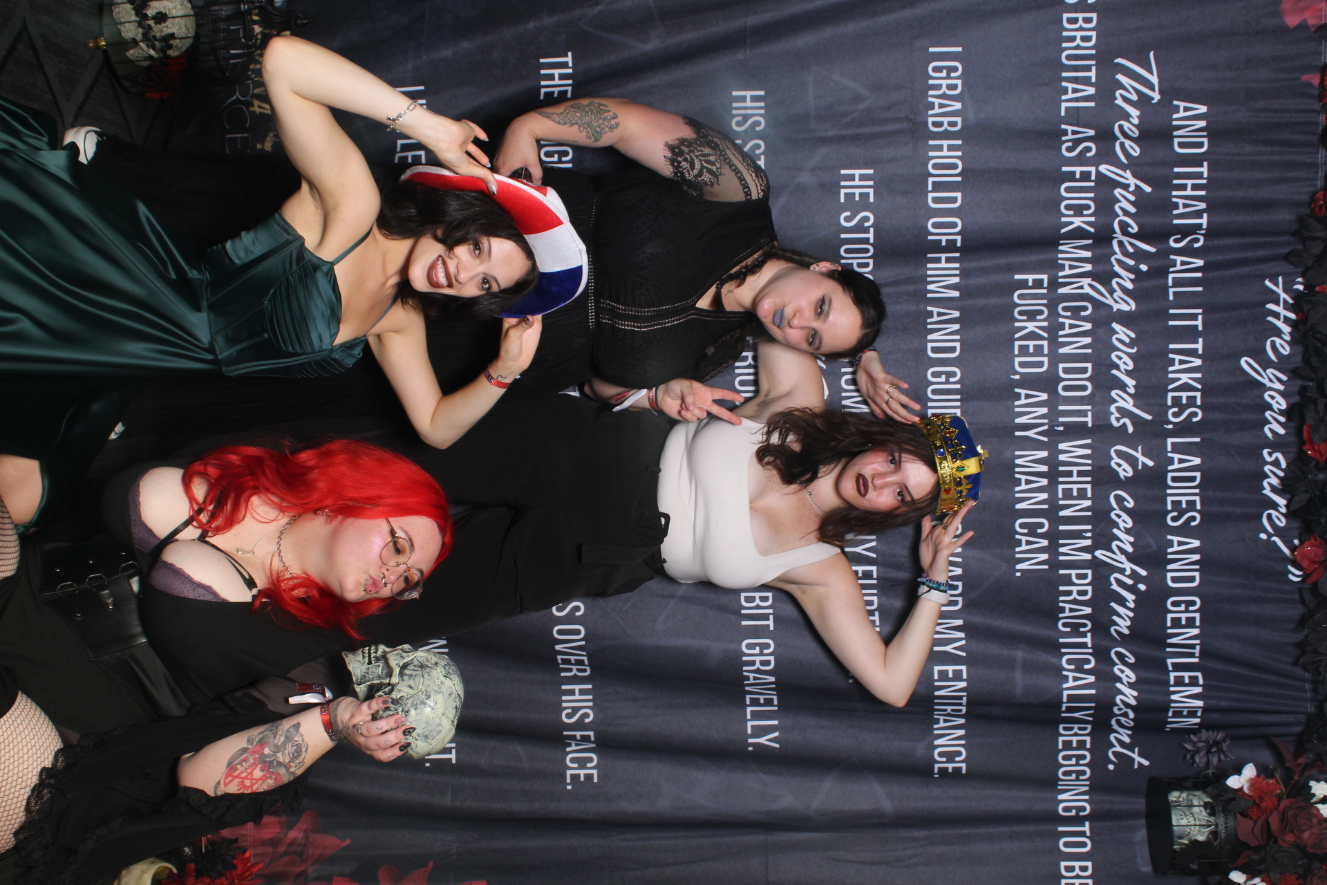 Sinners & Stardust  | View more photos from the event at v1.boothgallery.com/u/HelloPhotoBoothRental/Sinners-Stardust